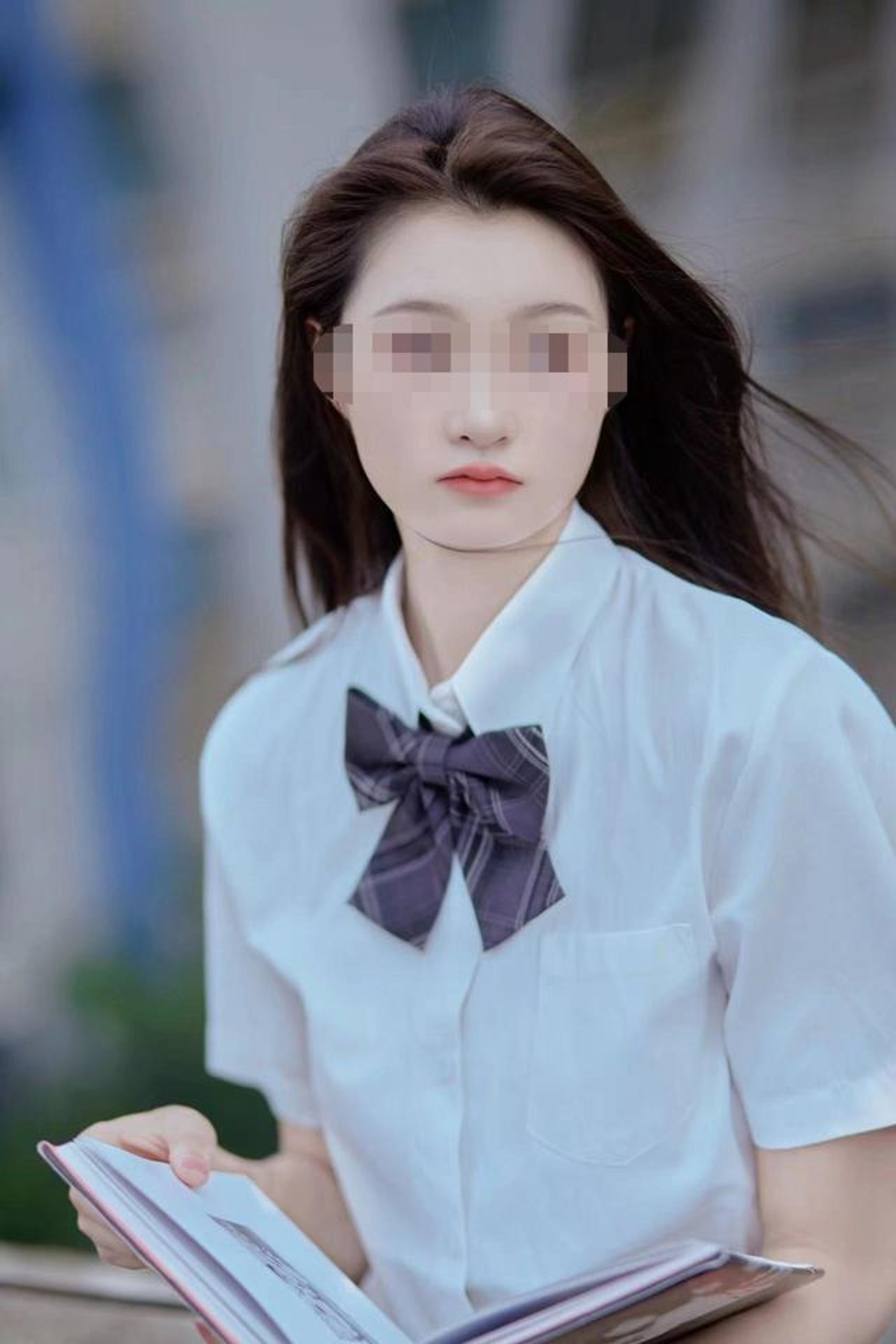 程橙服農藥輕生,送院搶救後不治。(九派新聞) 程橙服農藥輕生,送院搶救後不治。(九派新聞)