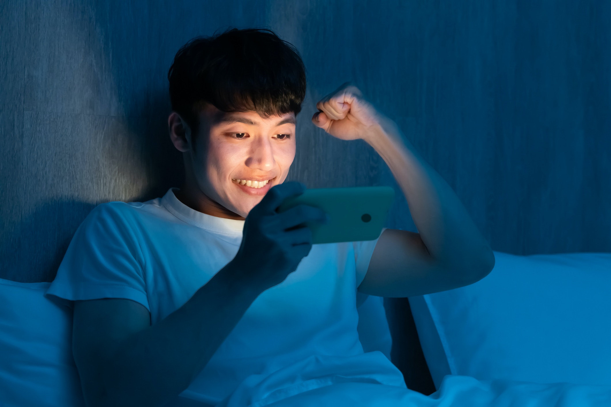 翻查收據驚覺玩1隻game已課金逾5萬連登仔後悔 諗返真係好嘥錢