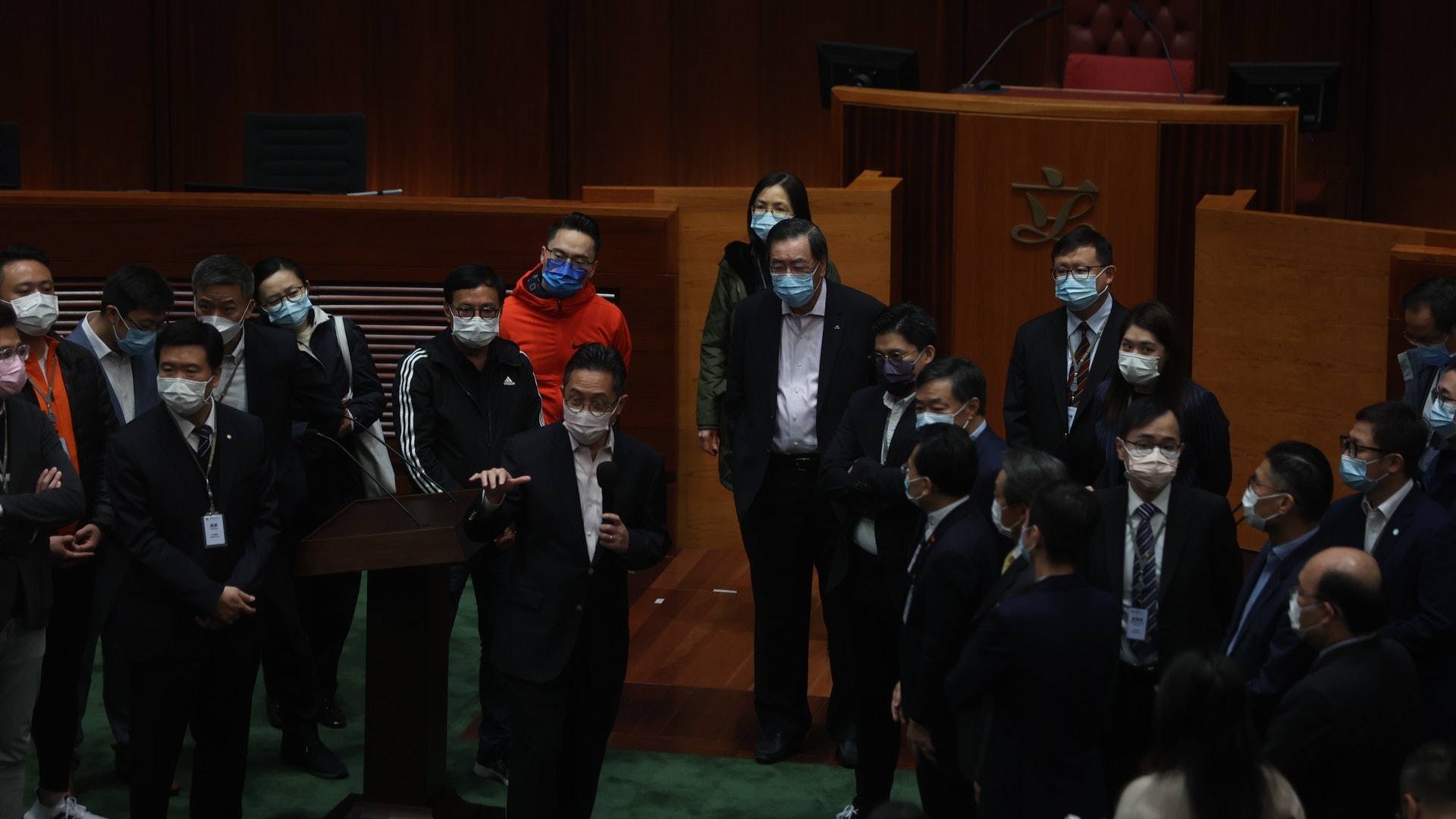 立會擴建部分議員議辦在外 狄志遠憂私隱 何俊賢:做細嘅願調解 立會擴建部分議員議辦在外 狄志遠憂私隱 何俊賢:做細嘅願調解
