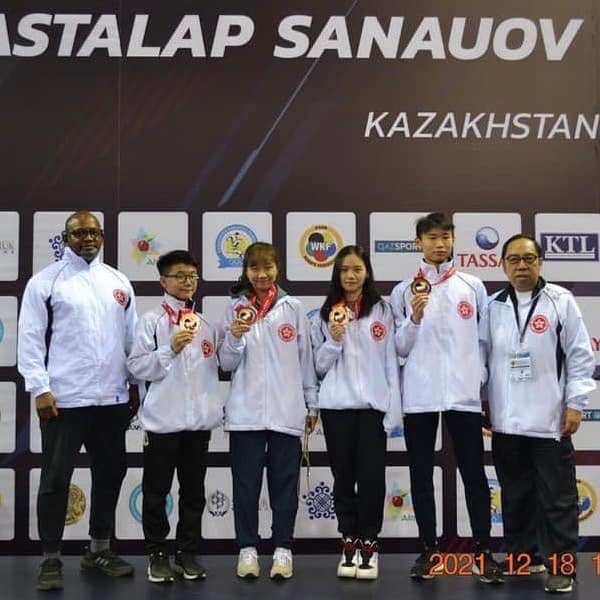 新冠肺炎 5空手道運動員作賽返港初確診劉慕裳兄長劉知名中招