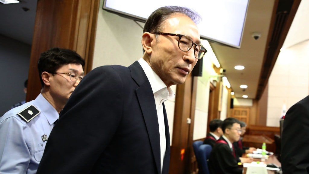 韓國前總統李明博獲准暫停服刑3個月 韓國前總統李明博獲准暫停服刑3個月