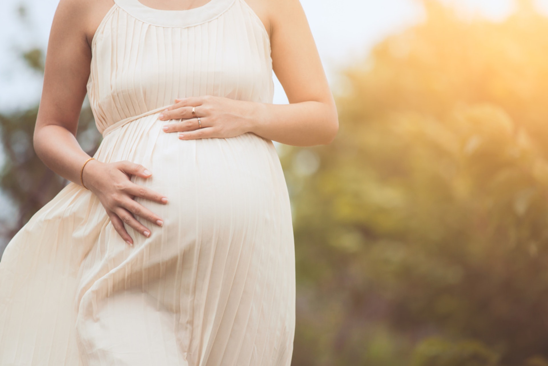 準媽媽懷胎十月，中醫會如何為她們調理身體？(Shutterstock)