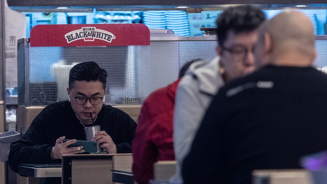 禁堂食|食肆晚市再被叫停 黃家和料業界損失40億:推得太倉促 禁堂食|食肆晚市再被叫停 黃家和料業界損失40億:推得太倉促