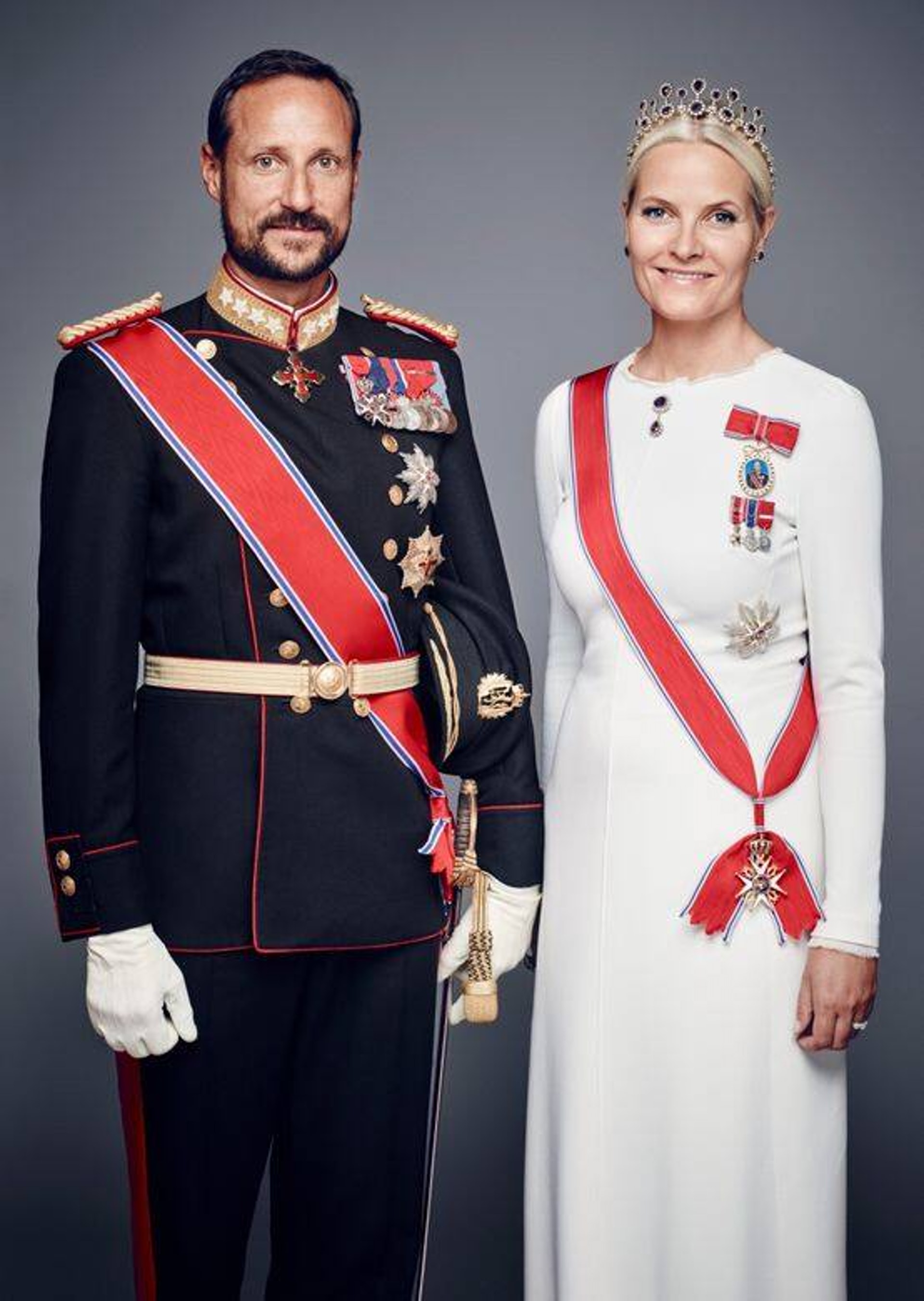 歐洲王室成員挪威王子(Prince Haakon)與挪威王妃Mette-Marit Tjessem Høiby。(VCG) 歐洲王室成員挪威王子(Prince Haakon)與挪威王妃Mette-Marit Tjessem Høiby。(VCG)