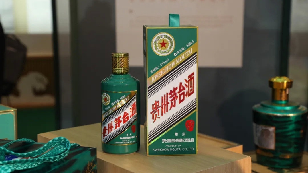 貴州茅台推出虎年生肖酒市場預售漲價超130%炒至6000元一支？
