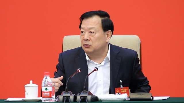夏寶龍深圳會見香港社會人士 聽取特區施政及區議會檢討等匯報 夏寶龍深圳會見香港社會人士 聽取特區施政及區議會檢討等匯報