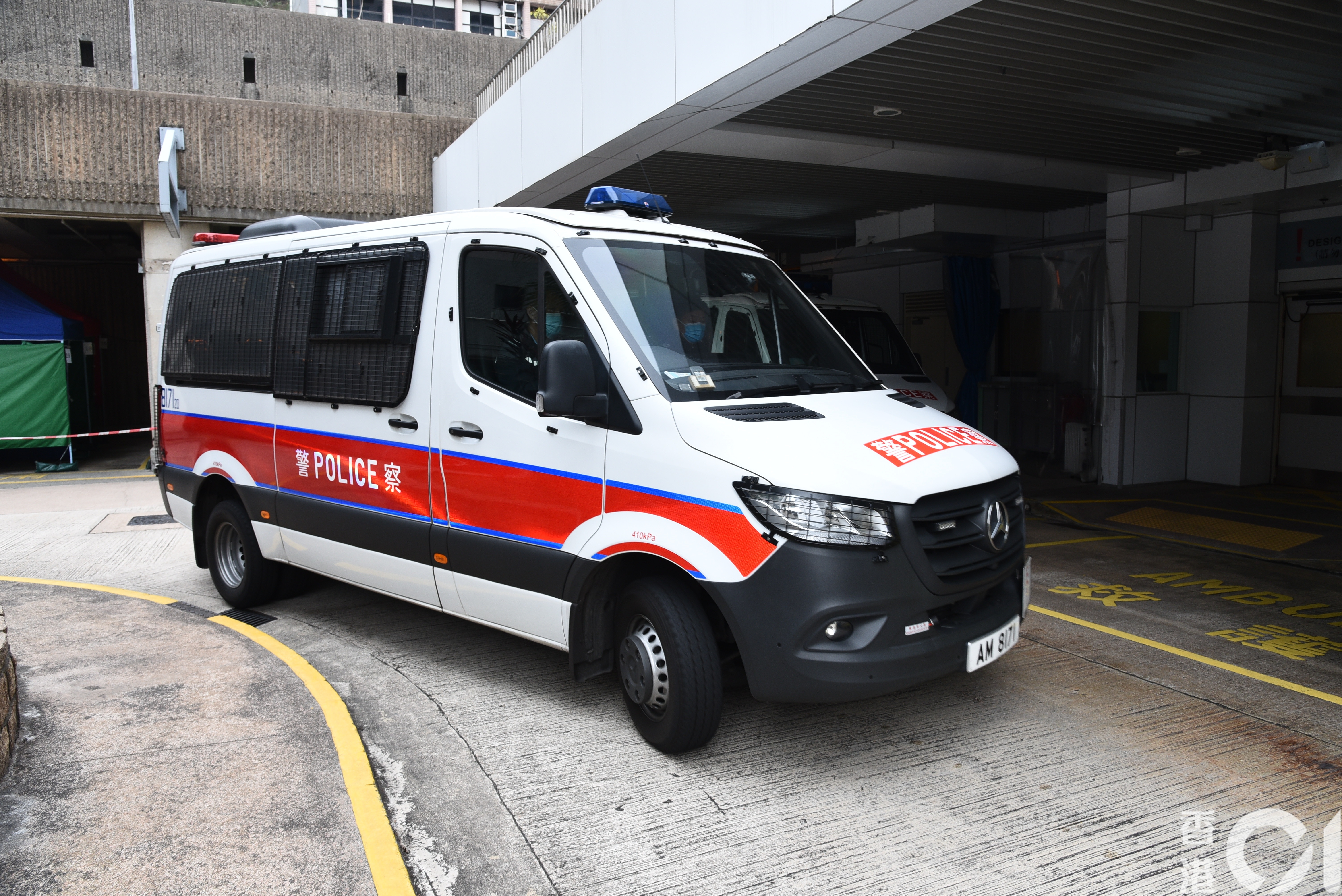 警方正聯絡死者家屬了解情況。（黃偉民攝）