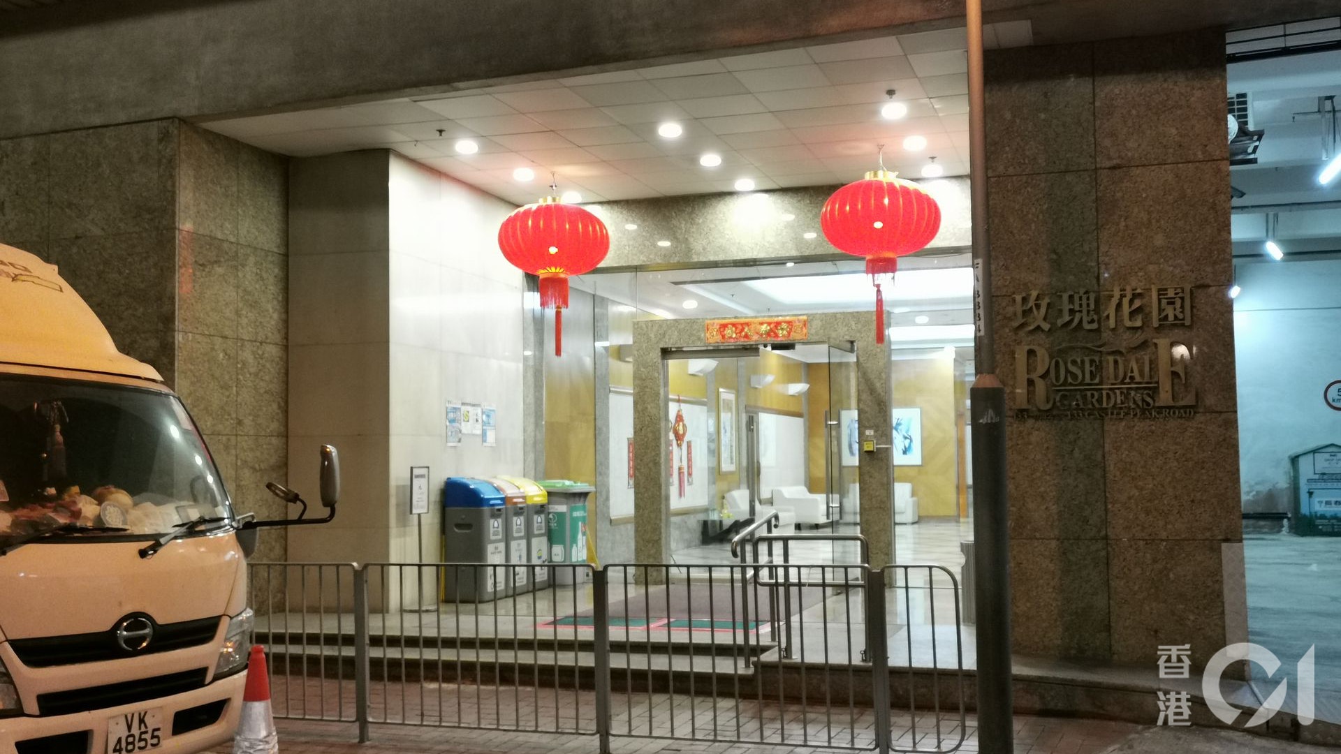 罕見家居意外 屯門老婦暈倒後頭卡馬桶縫隙留院4日不治 罕見家居意外 屯門老婦暈倒後頭卡馬桶縫隙留院4日不治