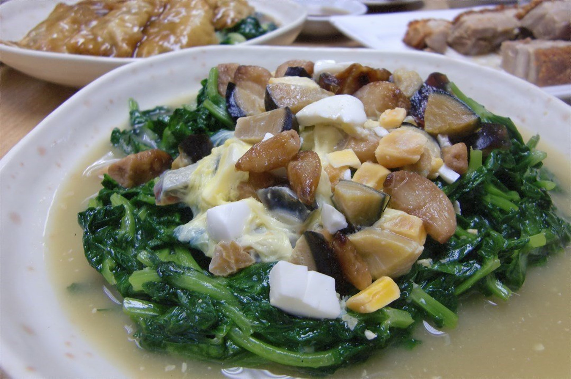 金銀蛋上湯浸豆苗 (圖片: Openrice) 金銀蛋上湯浸豆苗 (圖片: Openrice)