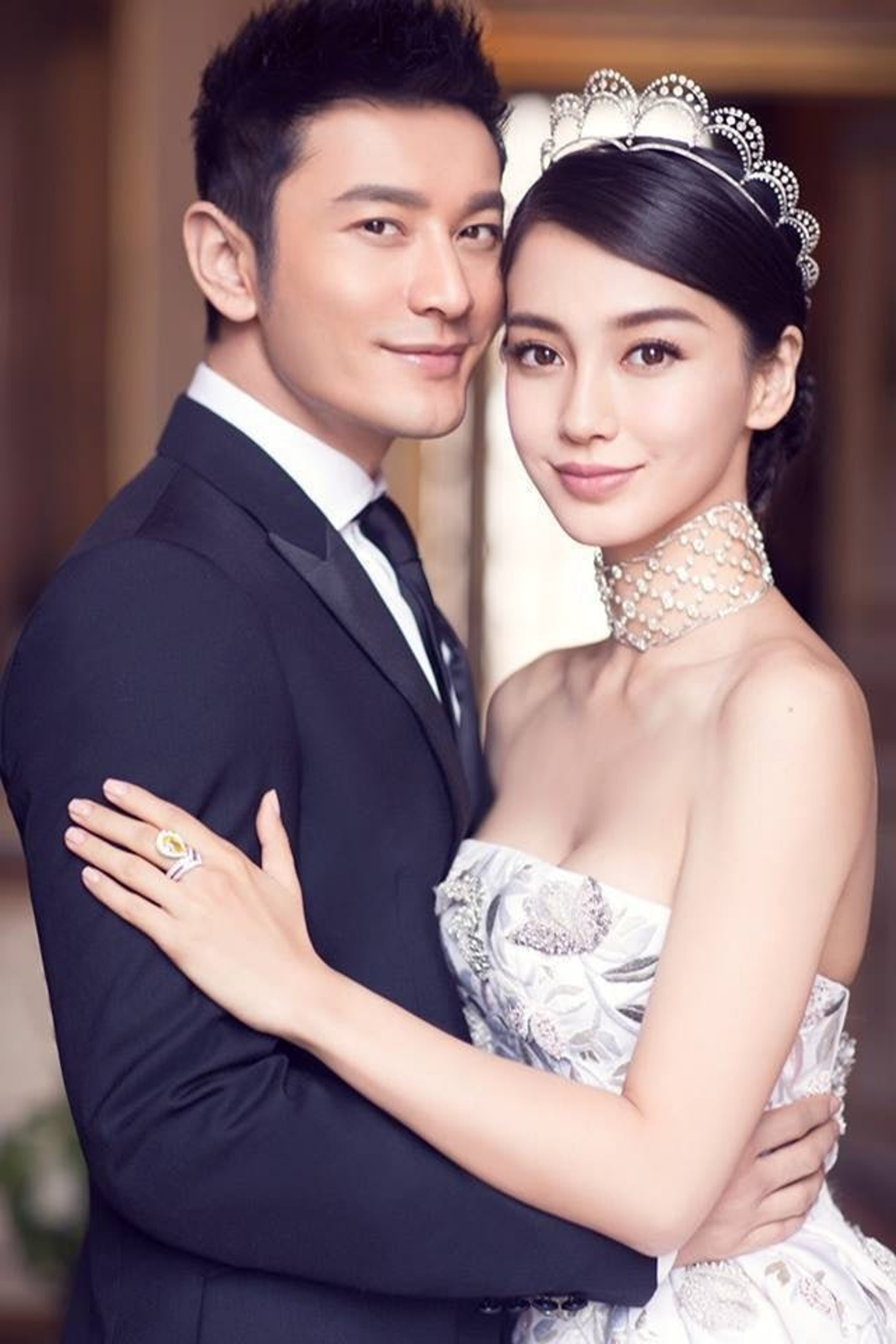 Angelababy與黃曉明宣布離婚結束六年婚姻後，一舉一動都受到外界注目。（資料圖片）