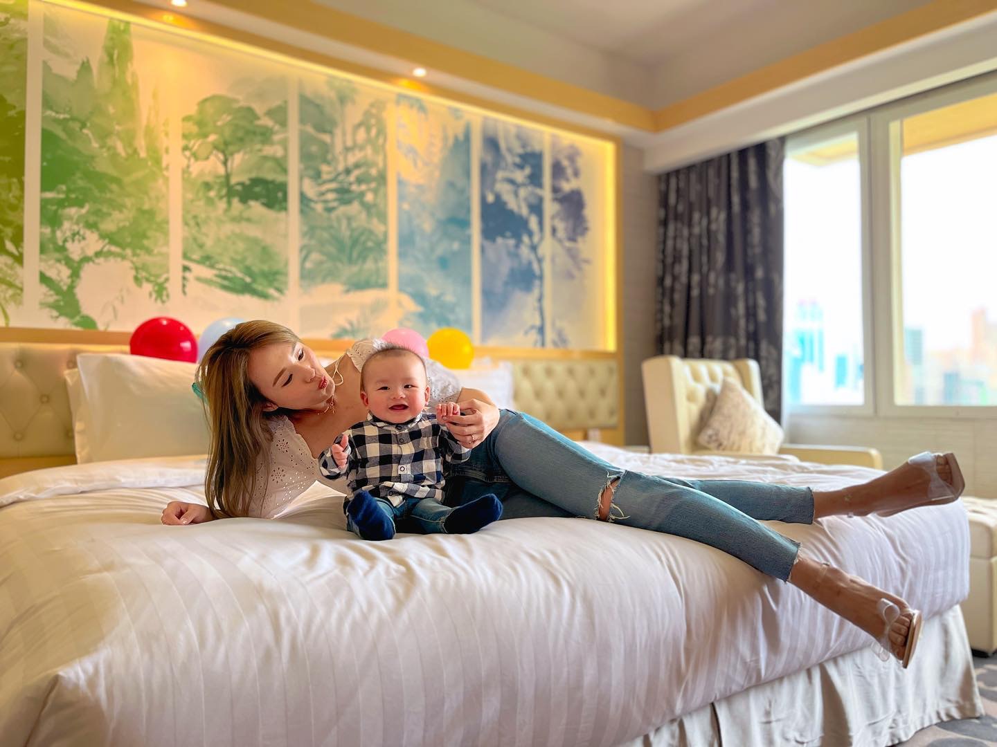 Tim孖楊洛婷去Staycation。（Instagram/@rabeeayeung）