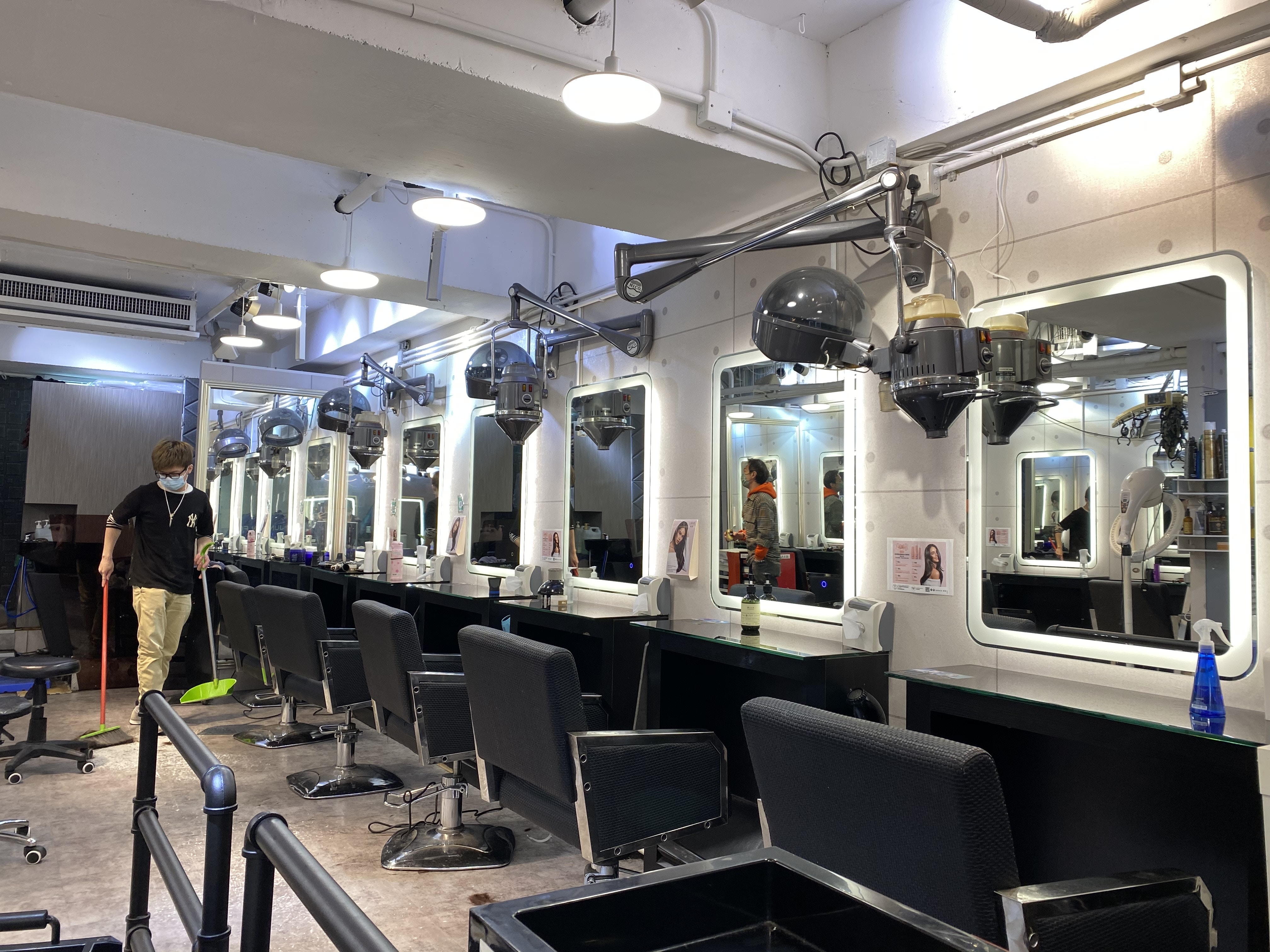 Hair salons may be included in the suspension of operation, the guests