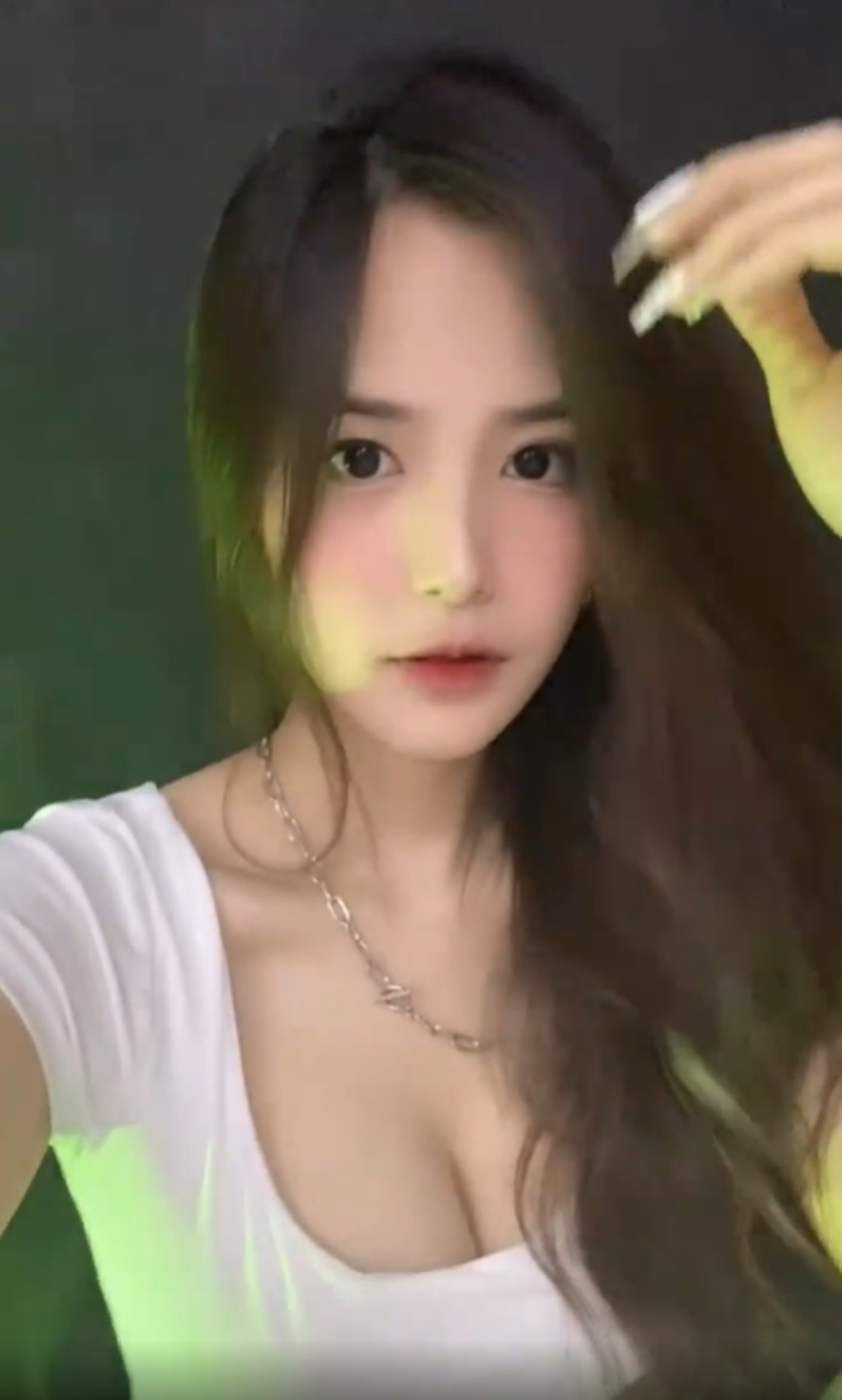 來自馬來西亞的Jing En外型甜美,去年一度因19歲未婚懷孕引起話題。(IG@jingen110) 來自馬來西亞的Jing En外型甜美,去年一度因19歲未婚懷孕引起話題。(IG@jingen110)