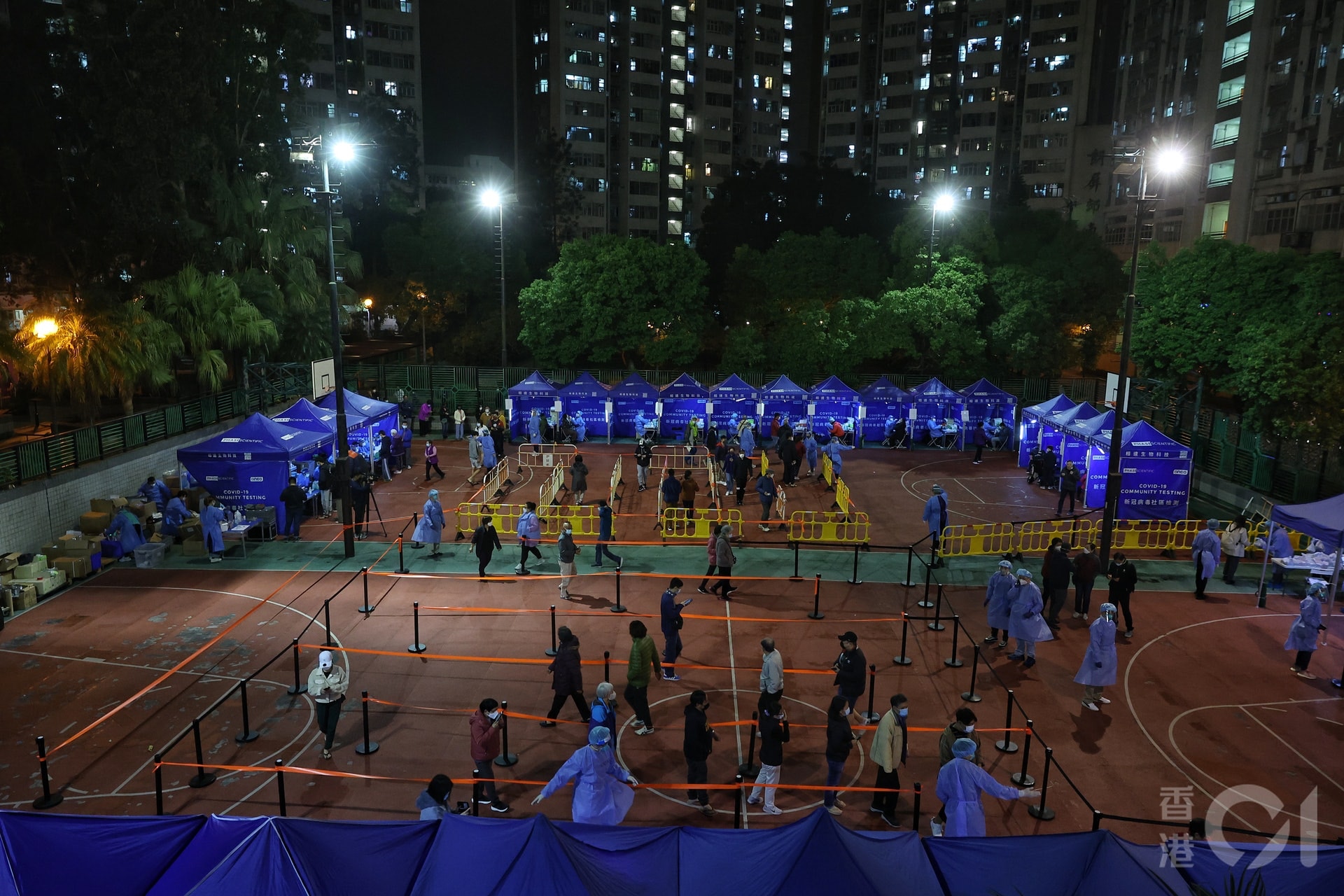 在本港第五波疫情下，接受病毒檢測已成為港人日常。(資料圖片)