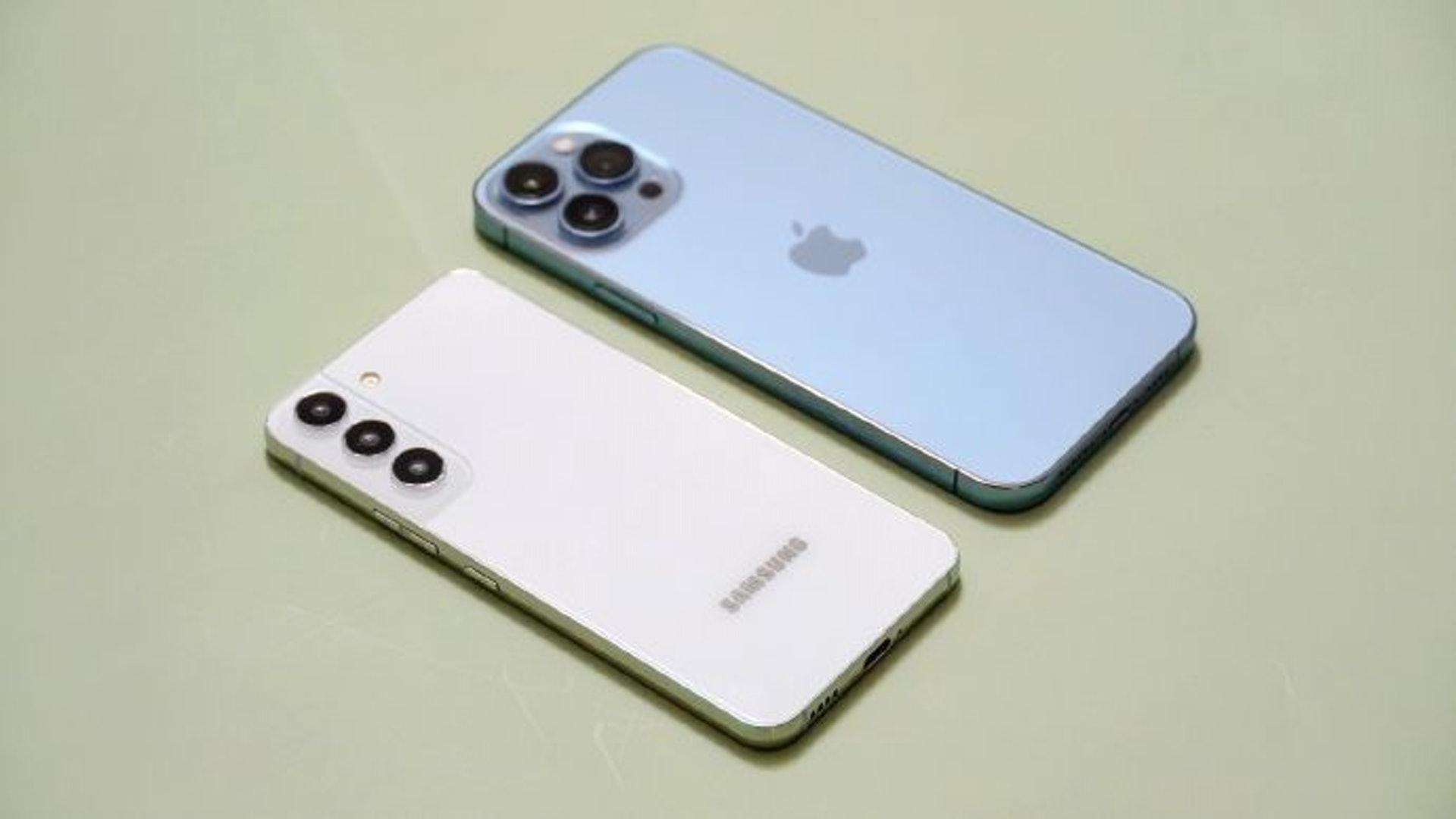 Galaxy S22系列iphone 13系列5範疇評比22兩大旗艦手機對決 Galaxy S22系列iphone 13系列5範疇評比22兩大旗艦手機對決