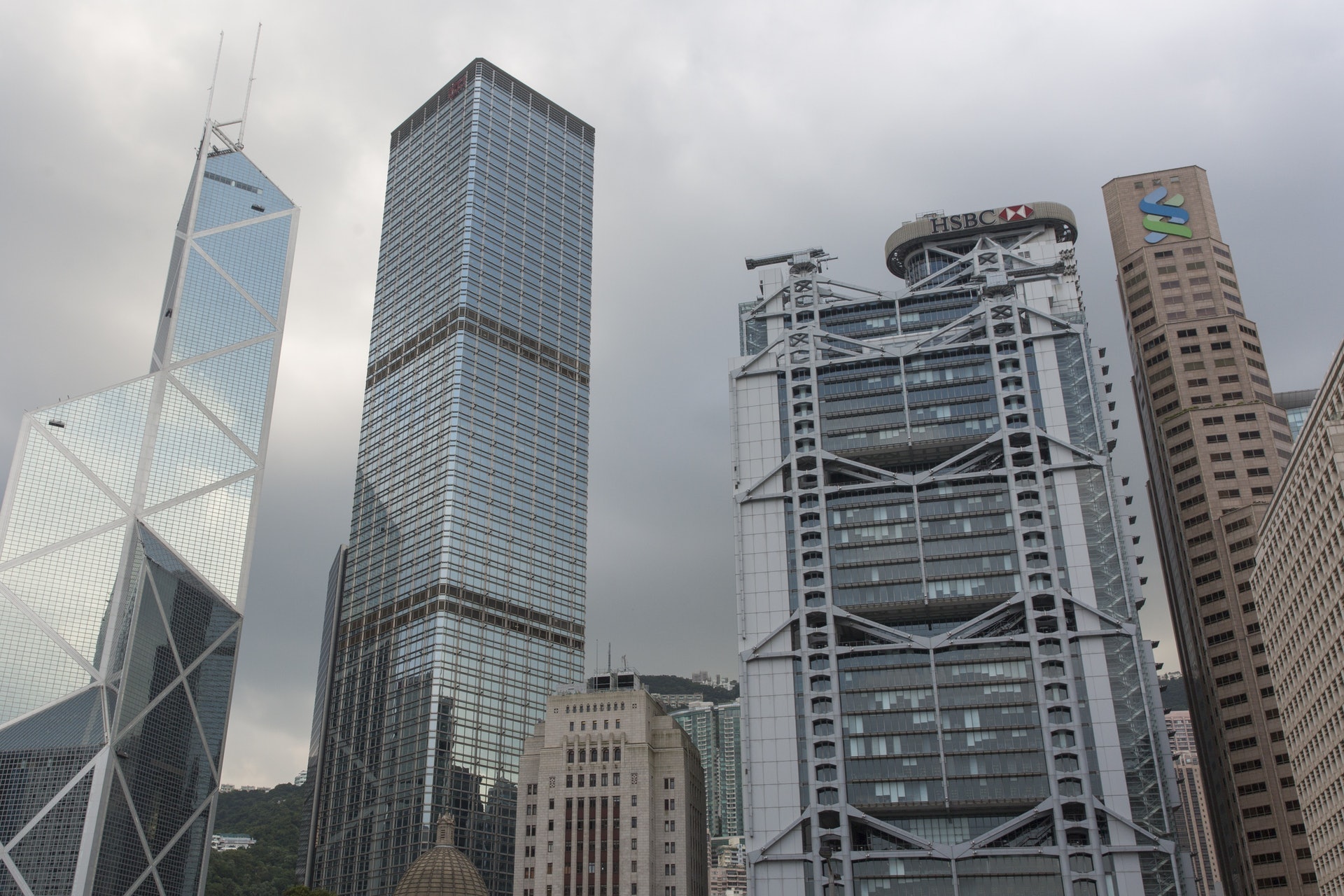 港股自俄烏交戰以來,跌幅已達15%,較歐﹑美股市為甚。(資料圖片) 港股自俄烏交戰以來,跌幅已達15%,較歐﹑美股市為甚。(資料圖片)