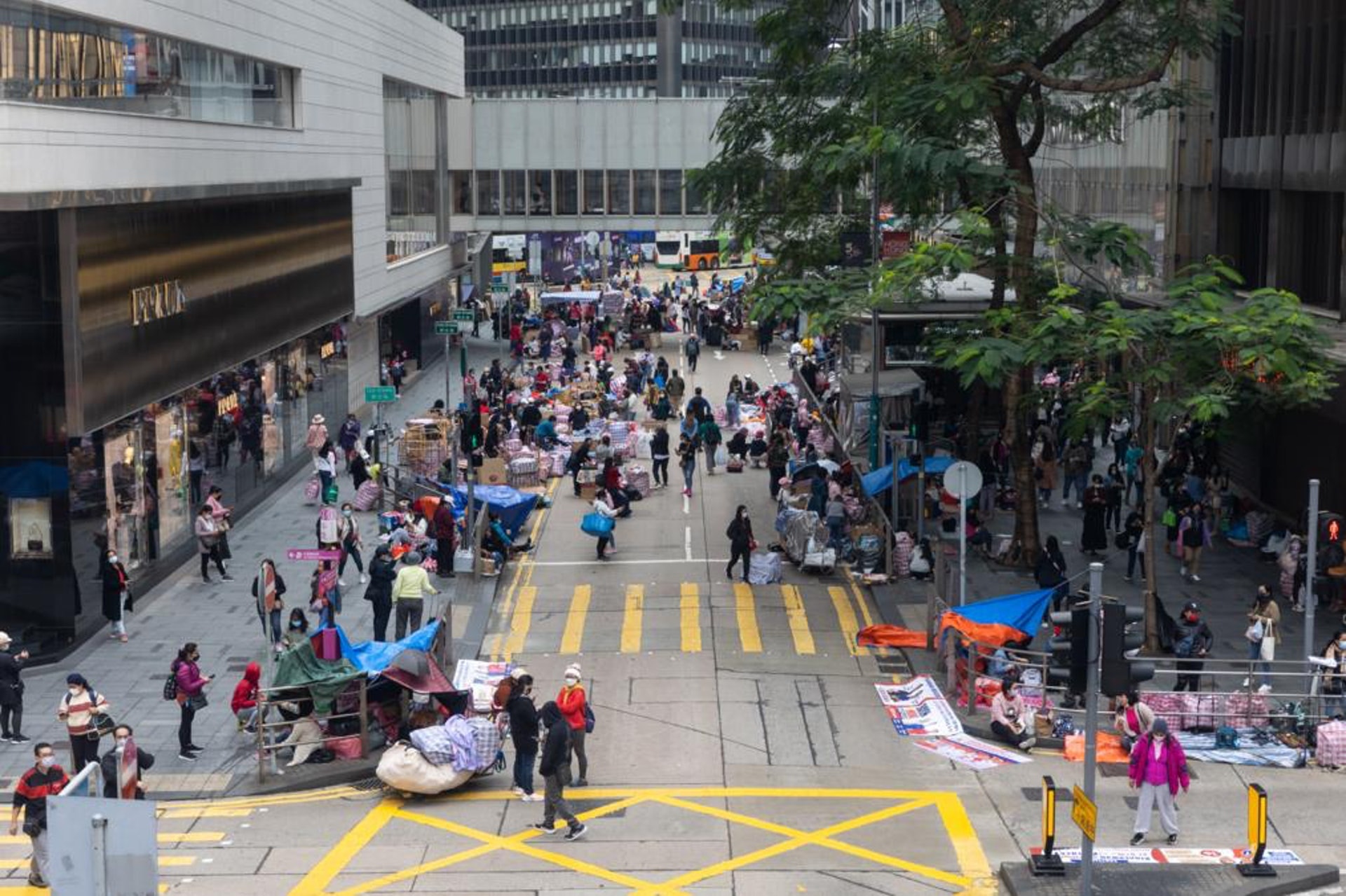 禁飛令解除｜熔斷機制影響外傭來港梁熙倡效法星洲來港前隔離