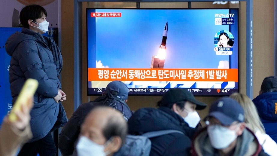 韓國軍方:朝鮮發射疑似彈道導彈 韓國軍方:朝鮮發射疑似彈道導彈
