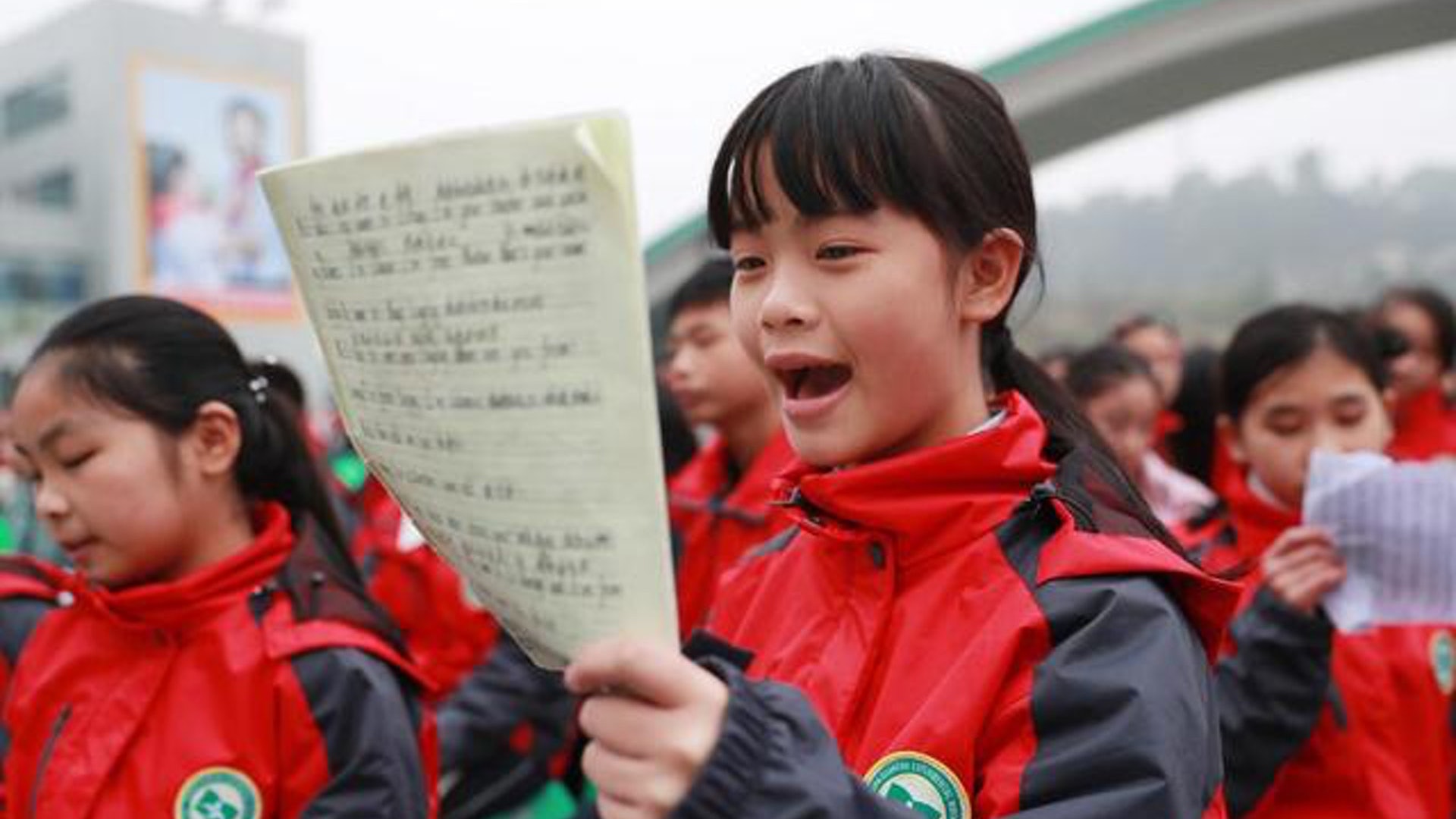人大代表提議降低學習英語比重 教育部:課時佔比已低於藝術體育 人大代表提議降低學習英語比重 教育部:課時佔比已低於藝術體育