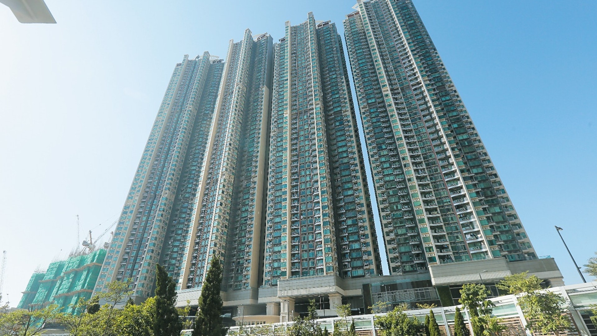 移民賣樓|日出康城緻藍天4房單位 業主減價300萬沽 移民賣樓|日出康城緻藍天4房單位 業主減價300萬沽