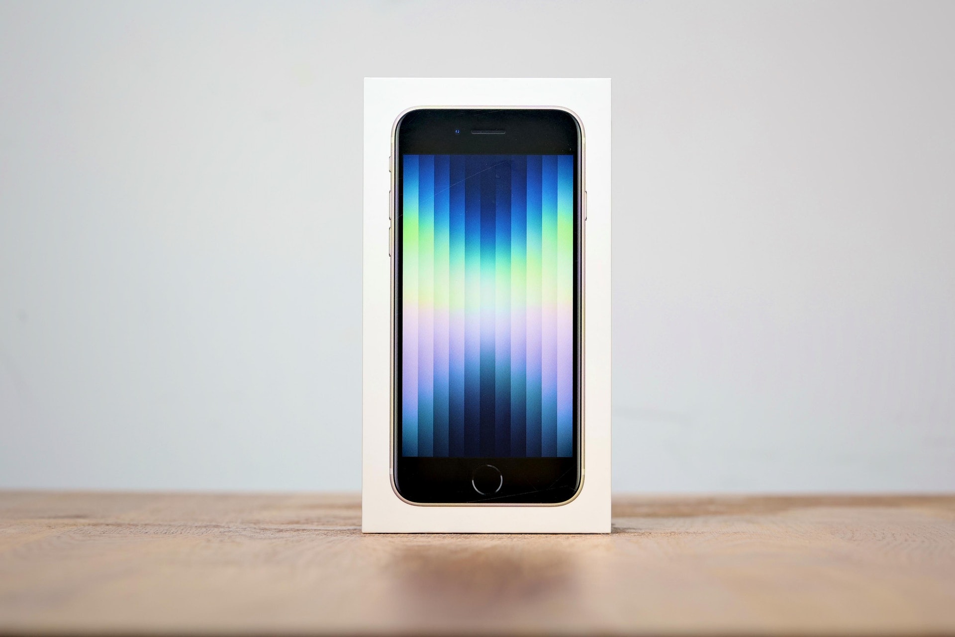 Iphone Se 3開箱實測超抵玩 Se 2 13 Mini性能 續航 售價比併 Iphone Se 3開箱實測超抵玩 Se 2 13 Mini性能 續航 售價比併