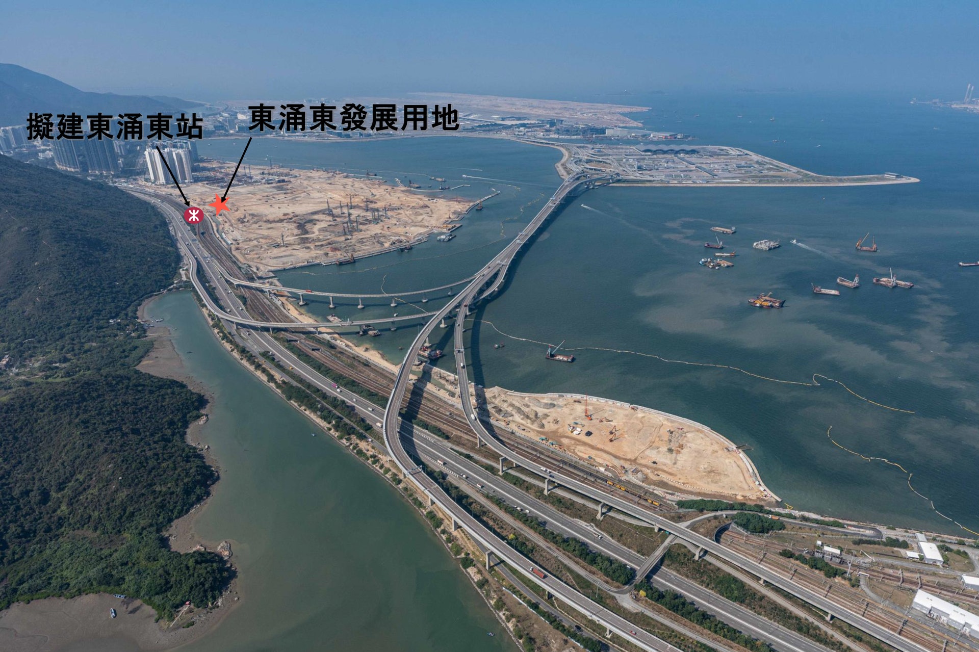 東涌東項目估計提供數千伙住宅及一大型商場。 東涌東項目估計提供數千伙住宅及一大型商場。