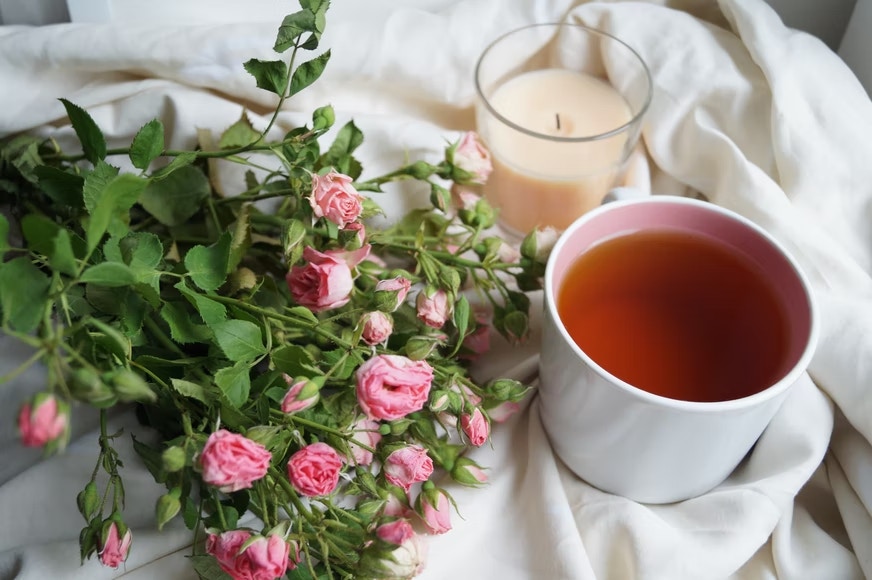 玫瑰花茶營養｜活血降血糖緩經痛7好處　日飲逾多少杯易頭痛腹瀉?