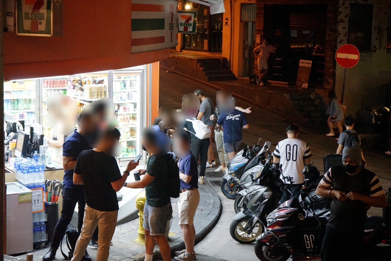 Epidemic ｜ Lan Kwai Fong bar area has a dead city, foreigners