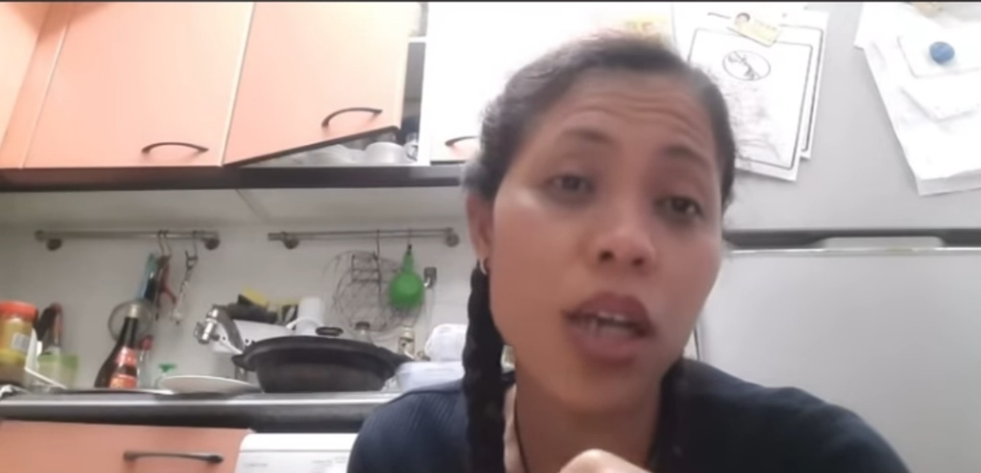 近日一段工人姐姐公開抱怨僱主的短片在網絡上瘋傳。(網上圖片) 近日一段工人姐姐公開抱怨僱主的短片在網絡上瘋傳。(網上圖片)