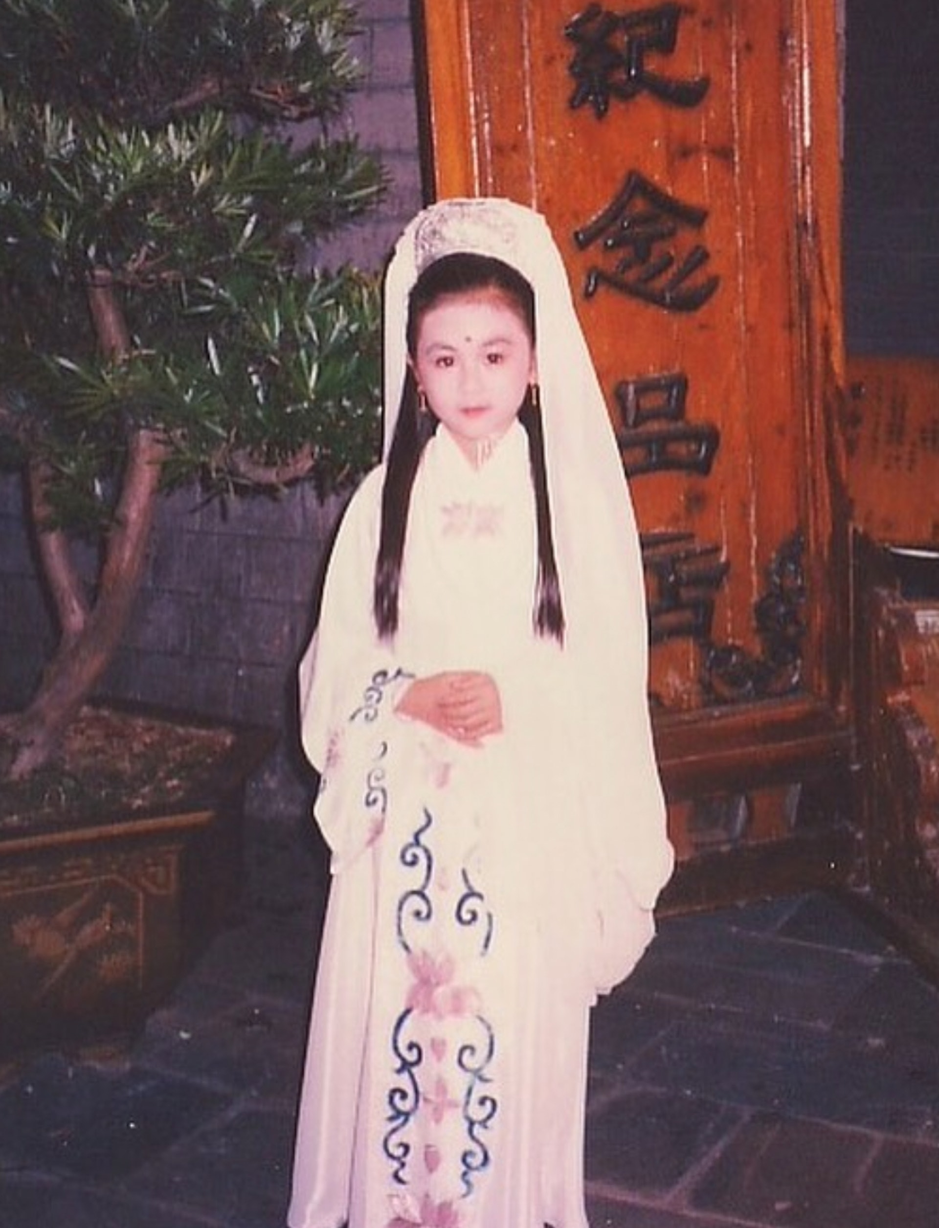 童星唐寧從8歲已經開始演戲。(IG@leilakong1205) 童星唐寧從8歲已經開始演戲。(IG@leilakong1205)