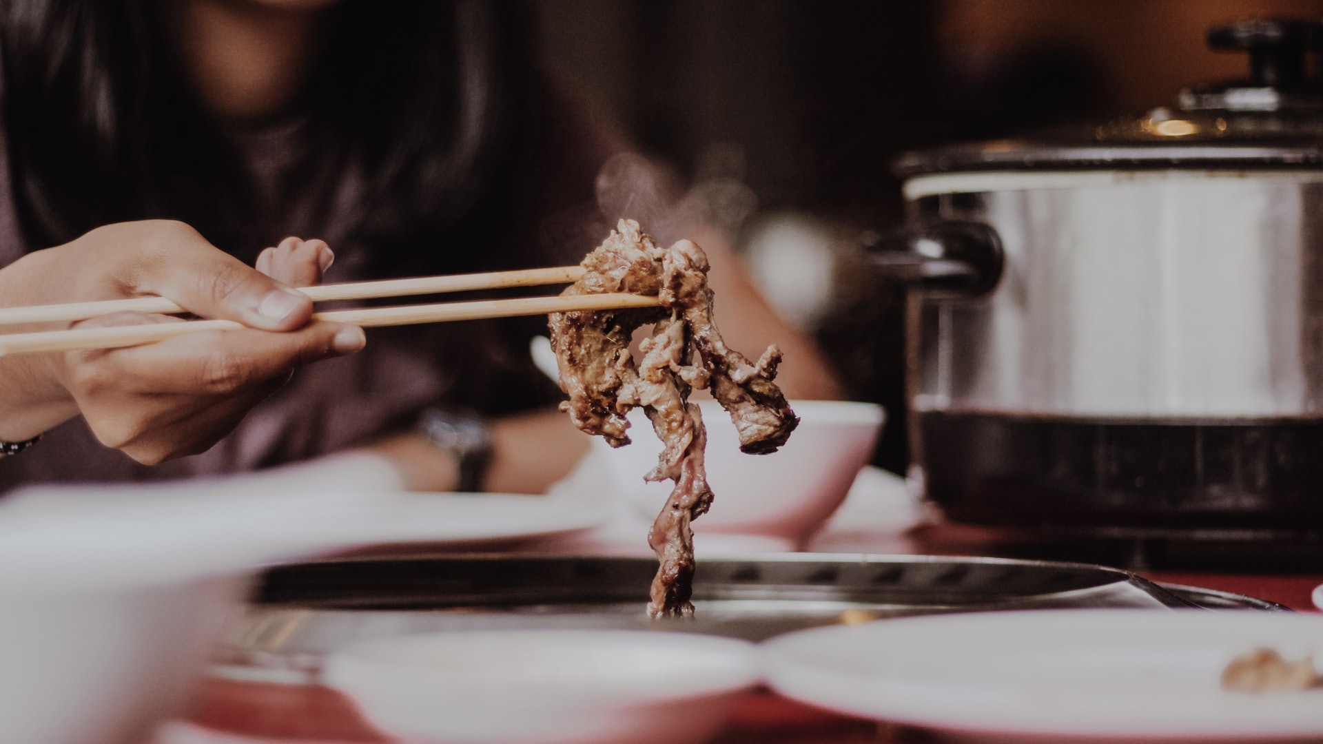 低鈉飲食|日研發電流筷子增鹹味1.5倍 食物減鹽同樣滋味更健康 低鈉飲食|日研發電流筷子增鹹味1.5倍 食物減鹽同樣滋味更健康