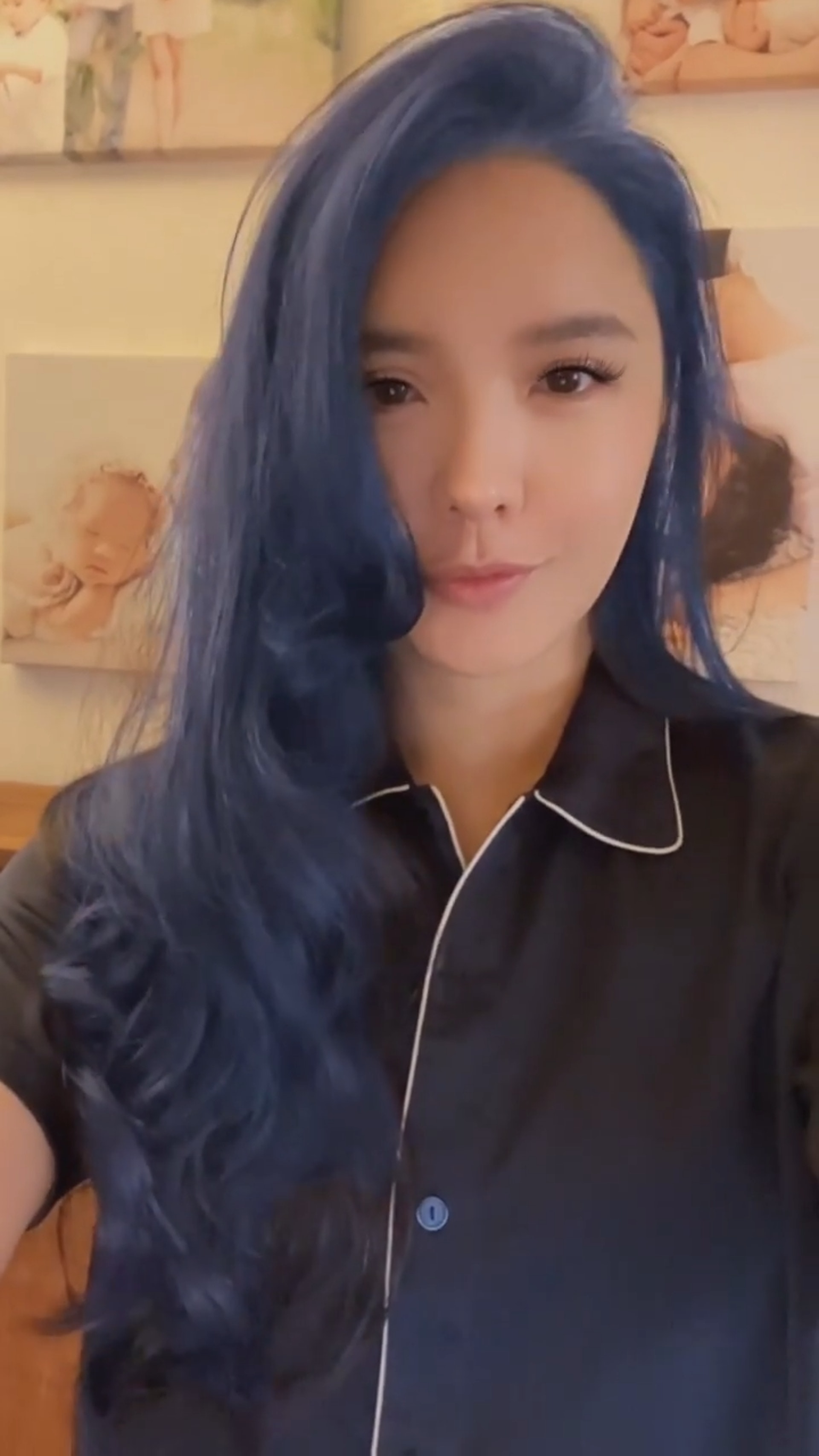 拍片轉髮色。(IG@koonella) 拍片轉髮色。(IG@koonella)