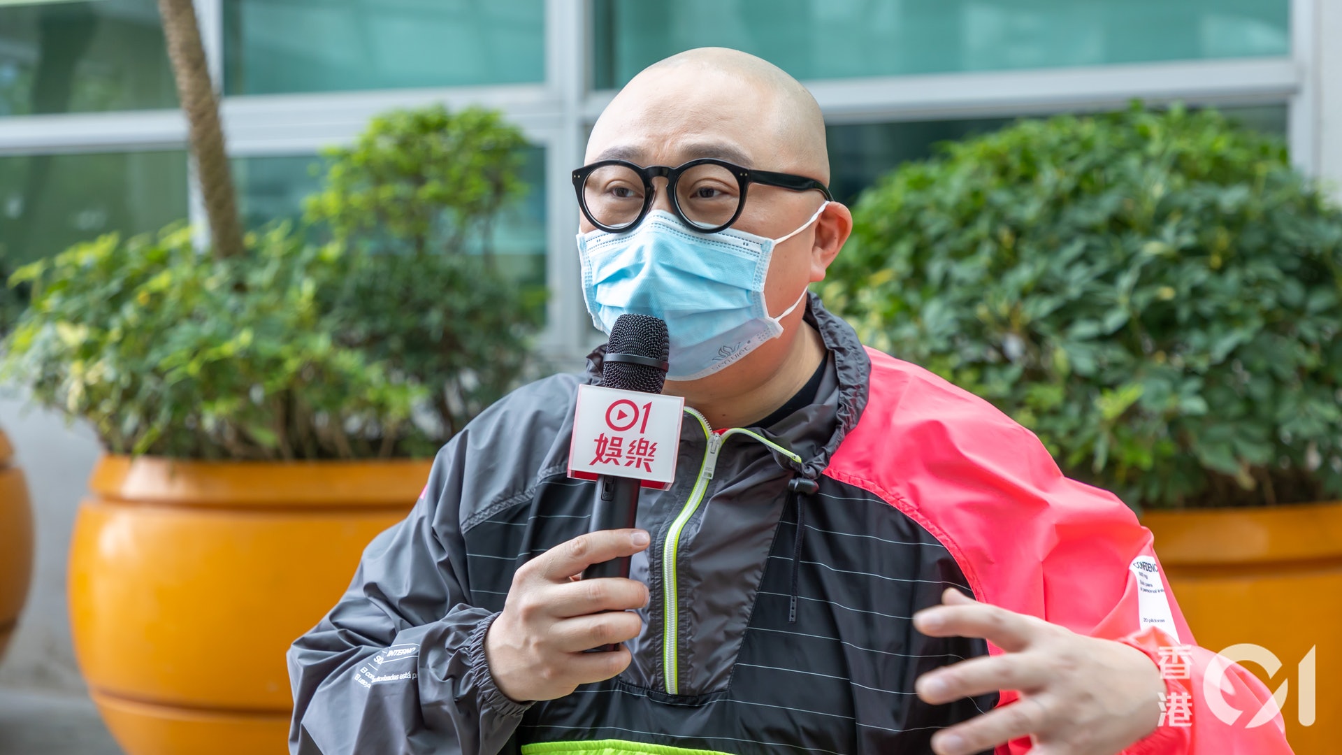 林盛斌請身材驚人美少女睇鋪 網民質疑嚴格挑選過:我完全冇參與 林盛斌請身材驚人美少女睇鋪 網民質疑嚴格挑選過:我完全冇參與