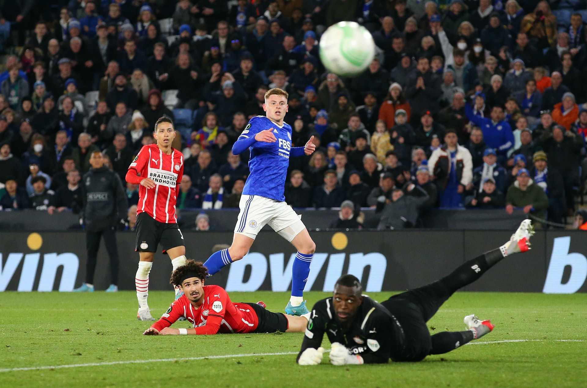 歐協聯 李斯特城與psv互交白卷締造球會歷史與否還看次回合 歐協聯 李斯特城與psv互交白卷締造球會歷史與否還看次回合