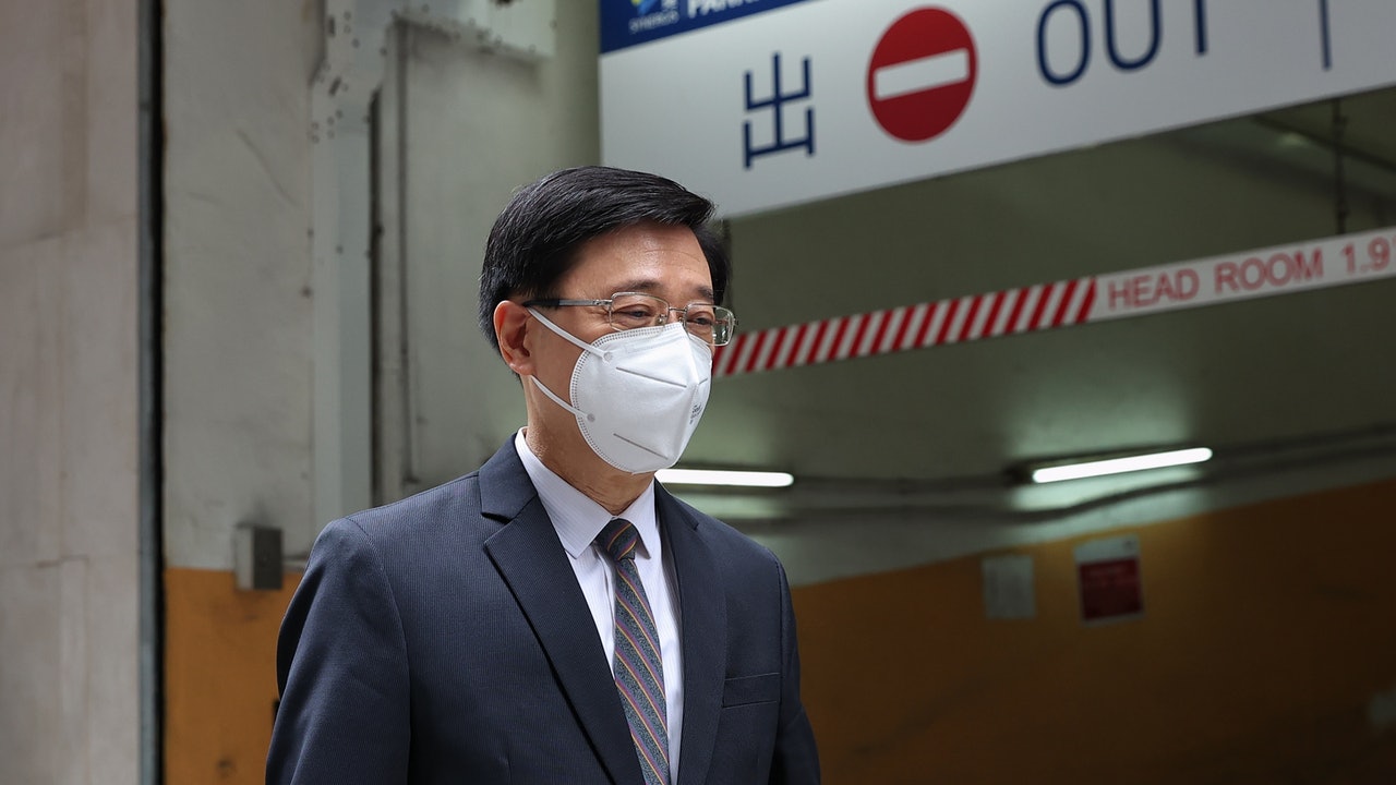 區家麟被捕 李家超:任何行業都須奉公守法 不應作太多揣測 區家麟被捕 李家超:任何行業都須奉公守法 不應作太多揣測