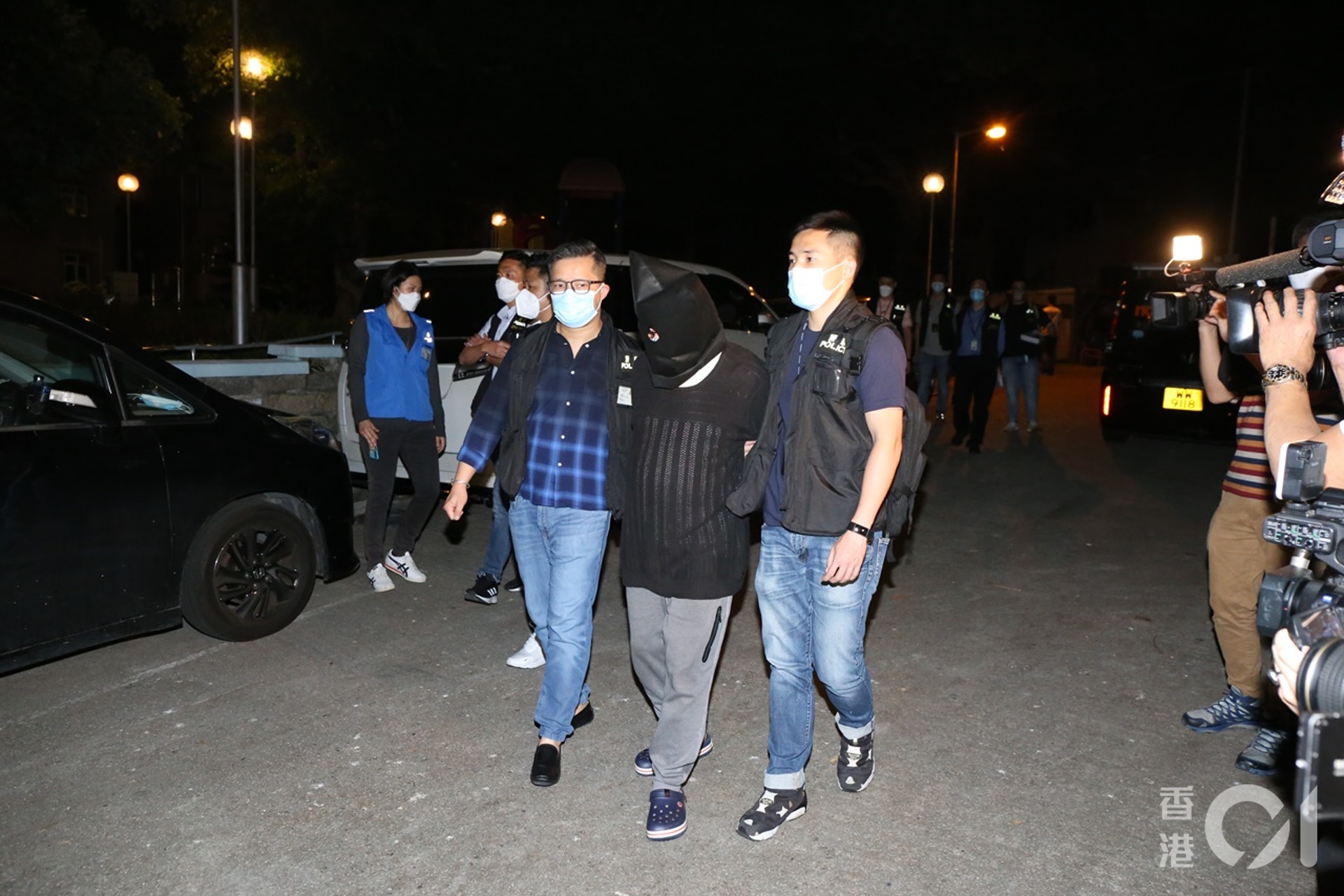 73歲疑犯在八鄉錦上路元崗村被捕。(張家豪攝)