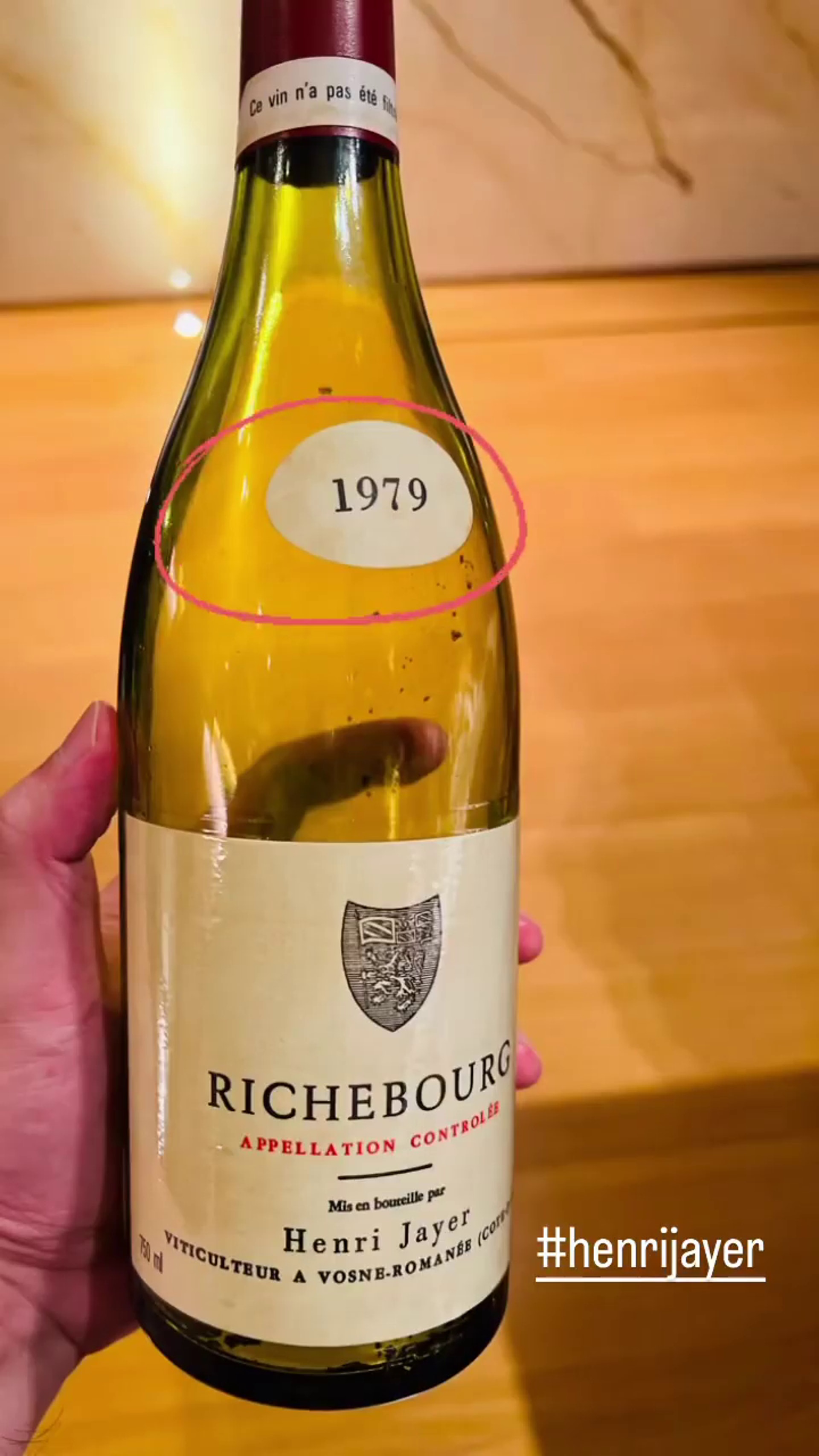 周杰倫飲靚紅酒。(Instagram/@jaychou) 周杰倫飲靚紅酒。(Instagram/@jaychou)