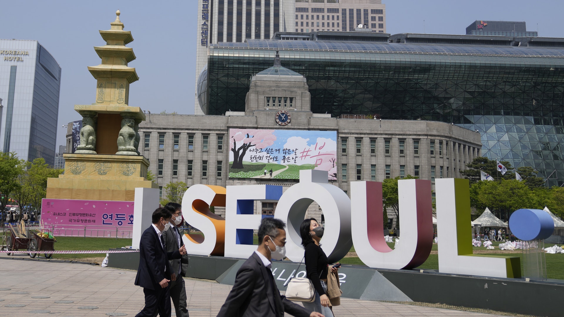 韓國新冠肺炎疫情:圖為2022年4月19日,韓國首爾街頭的景色。(AP) 韓國新冠肺炎疫情:圖為2022年4月19日,韓國首爾街頭的景色。(AP)