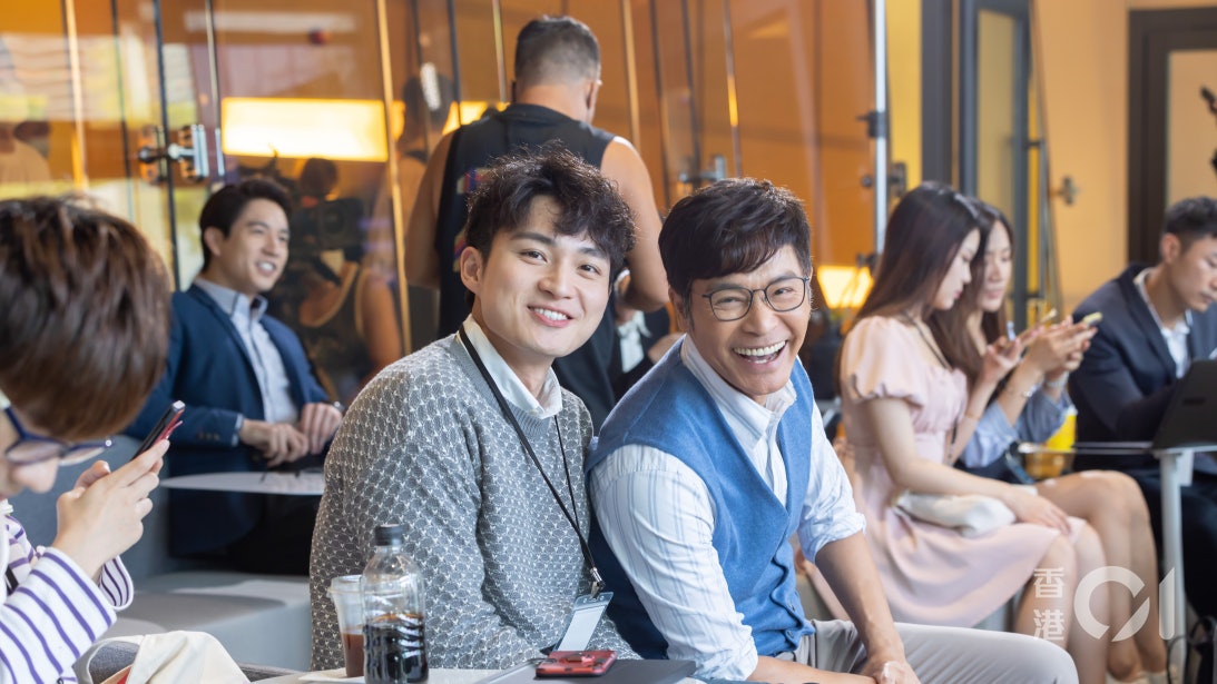 回歸 郭晉安讚周嘉洛好勤力畀空間後輩發揮 諗起入行時候嘅我 回歸 郭晉安讚周嘉洛好勤力畀空間後輩發揮 諗起入行時候嘅我