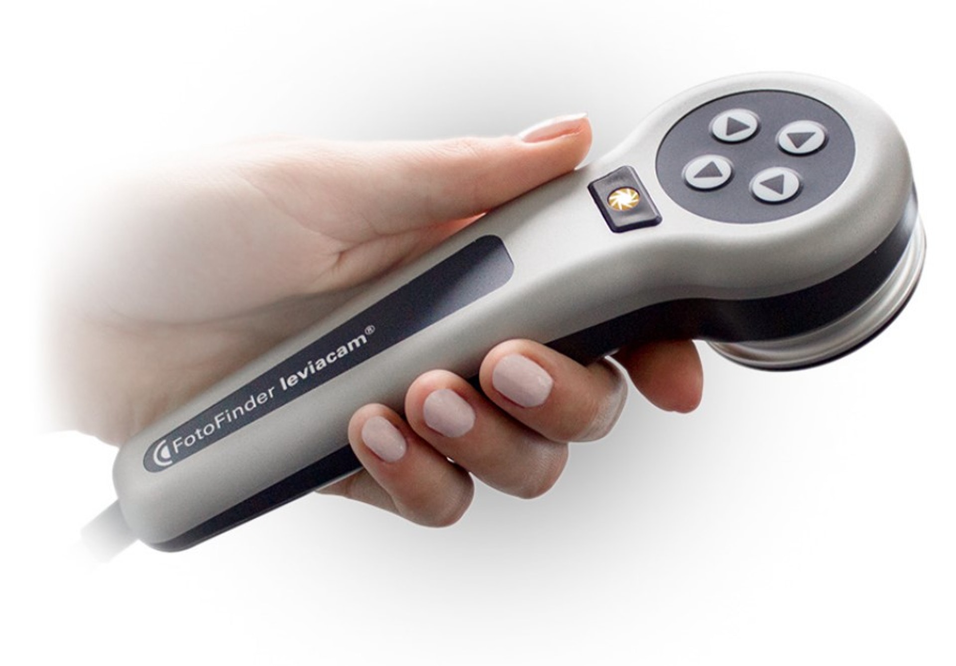 FotoFinder 透過收集客觀的科學數值,以人工智能進行自動分析,找出脫髮成因及跟進治療進度,對症下藥,大大提升療程有效性及節省不必要之療程費用。(圖片:Hair Forest髮森) FotoFinder 透過收集客觀的科學數值,以人工智能進行自動分析,找出脫髮成因及跟進治療進度,對症下藥,大大提升療程有效性及節省不必要之療程費用。(圖片:Hair Forest髮森)
