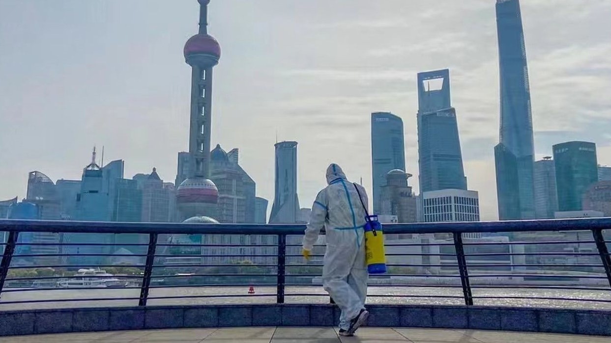动态清零拖累中国经济？梁万年：疫情病毒才是罪魁祸首（组图） - 1