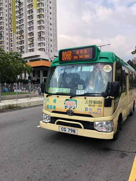 有大埔街坊投訴，指乘搭小巴806B線由大埔白石角往沙田石門時，遇到1名司機未駛至總站，就要求全部乘客提早下車。（FB「大埔TAI PO」圖片）