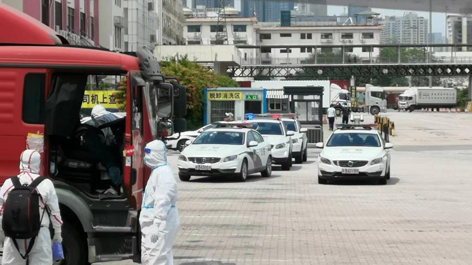 跨境司機車等到死 最長等逾20小時9成人停工 工會促檢疫人性化 跨境司機車等到死 最長等逾20小時9成人停工 工會促檢疫人性化