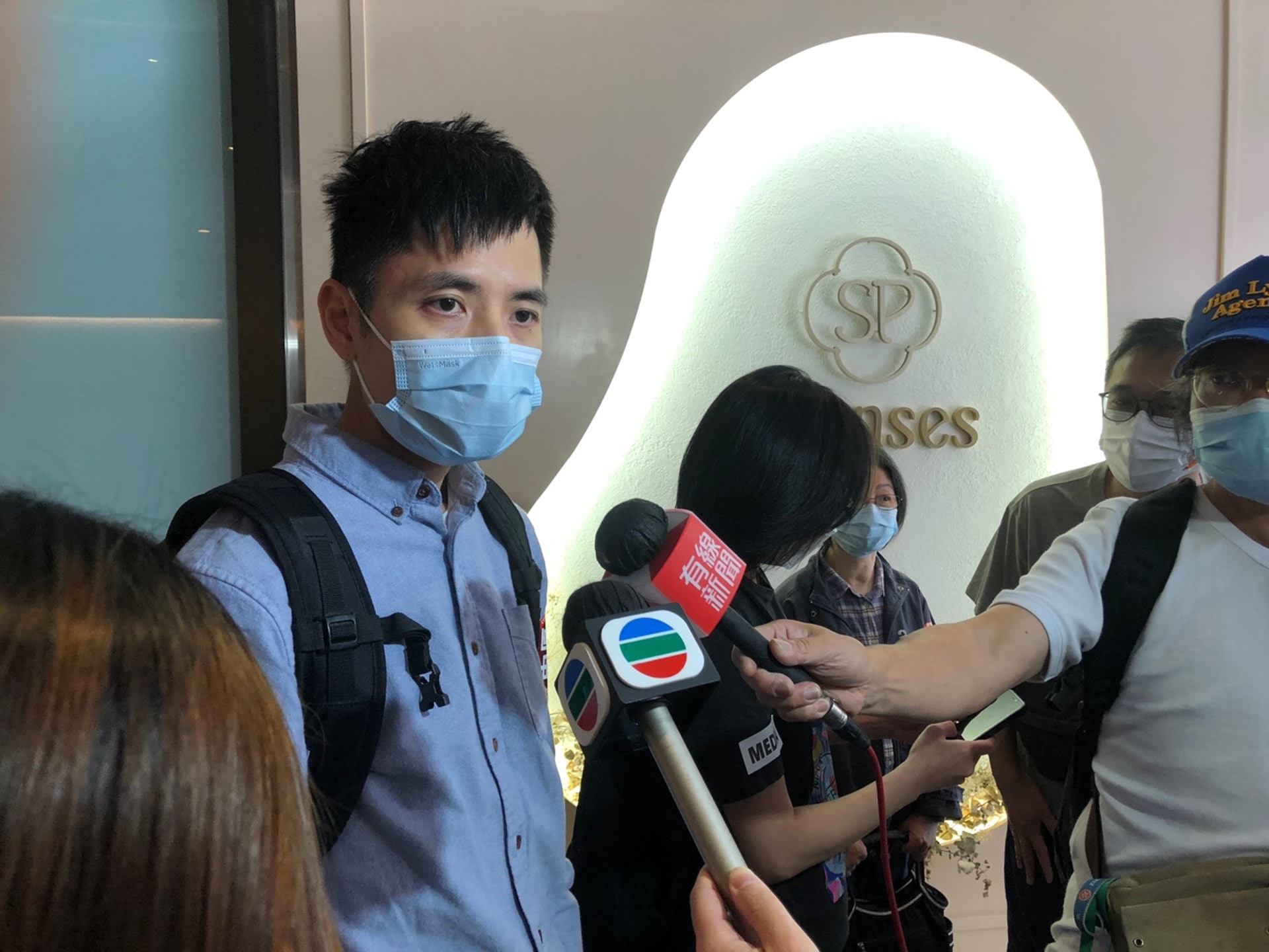 李先生斥約1,400萬買入柏瓏 I 一伙三房單位,打算自住。 李先生斥約1,400萬買入柏瓏 I 一伙三房單位,打算自住。