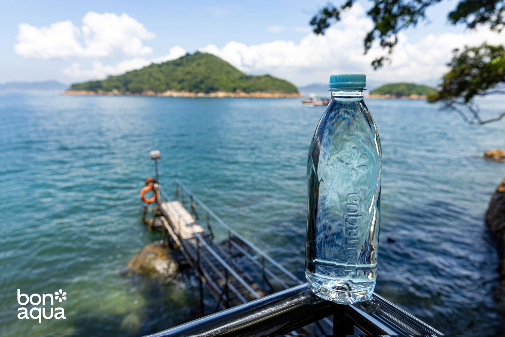 Bonaqua在香港推出全球首次可供獨立發售、無招紙樽裝礦物質水。(Bonaqua提供) Bonaqua在香港推出全球首次可供獨立發售、無招紙樽裝礦物質水。(Bonaqua提供)