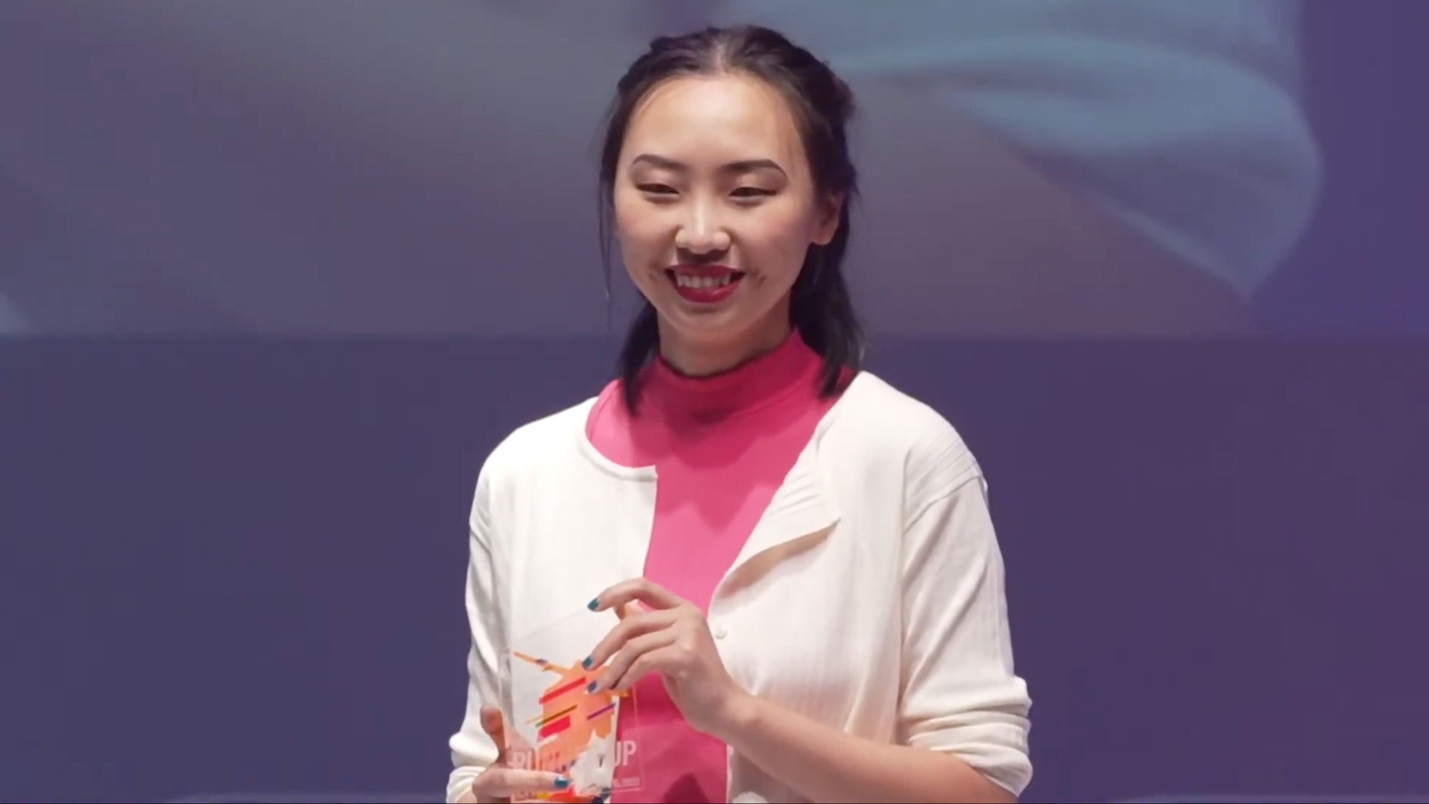 亞軍得主Rosine Wu（圖片截取自：https://www.youtube.com/watch?v=2lS-4QB9HIY）