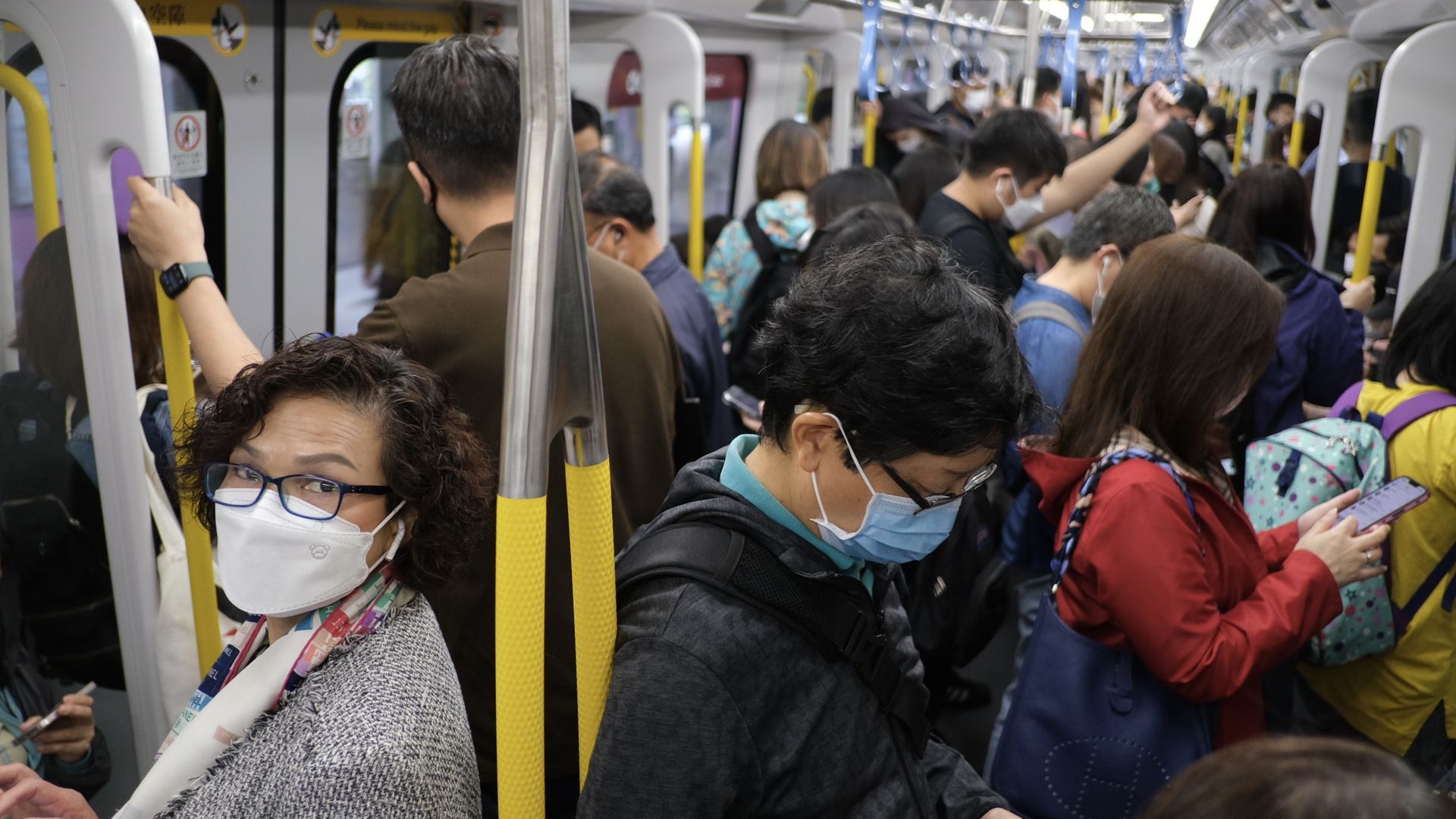 東鐵線昨早故障議員批觀感差 備用「子彈車」反令事故難迅速處理 東鐵線昨早故障議員批觀感差 備用「子彈車」反令事故難迅速處理