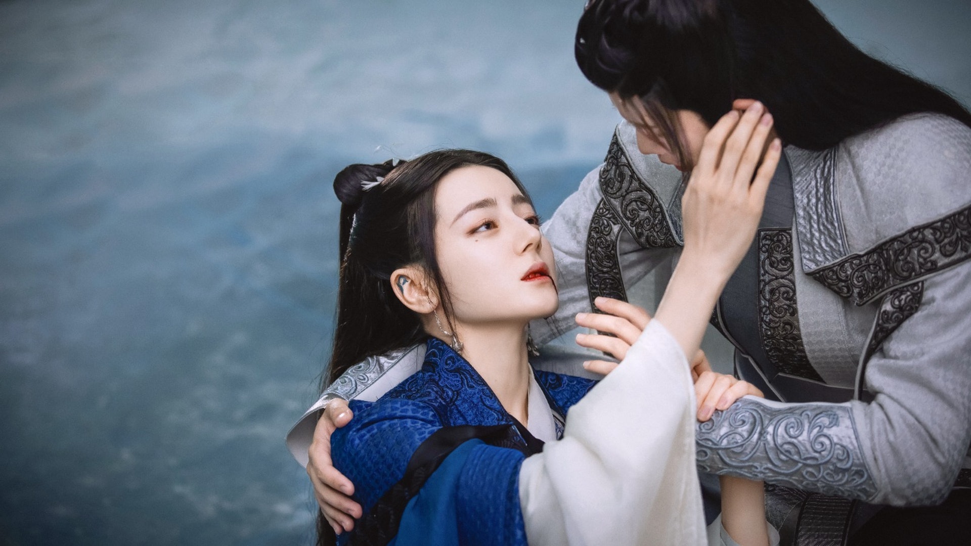 長意看著戀人離開,虐心對白惹哭了不少劇粉。(劇照) 長意看著戀人離開,虐心對白惹哭了不少劇粉。(劇照)