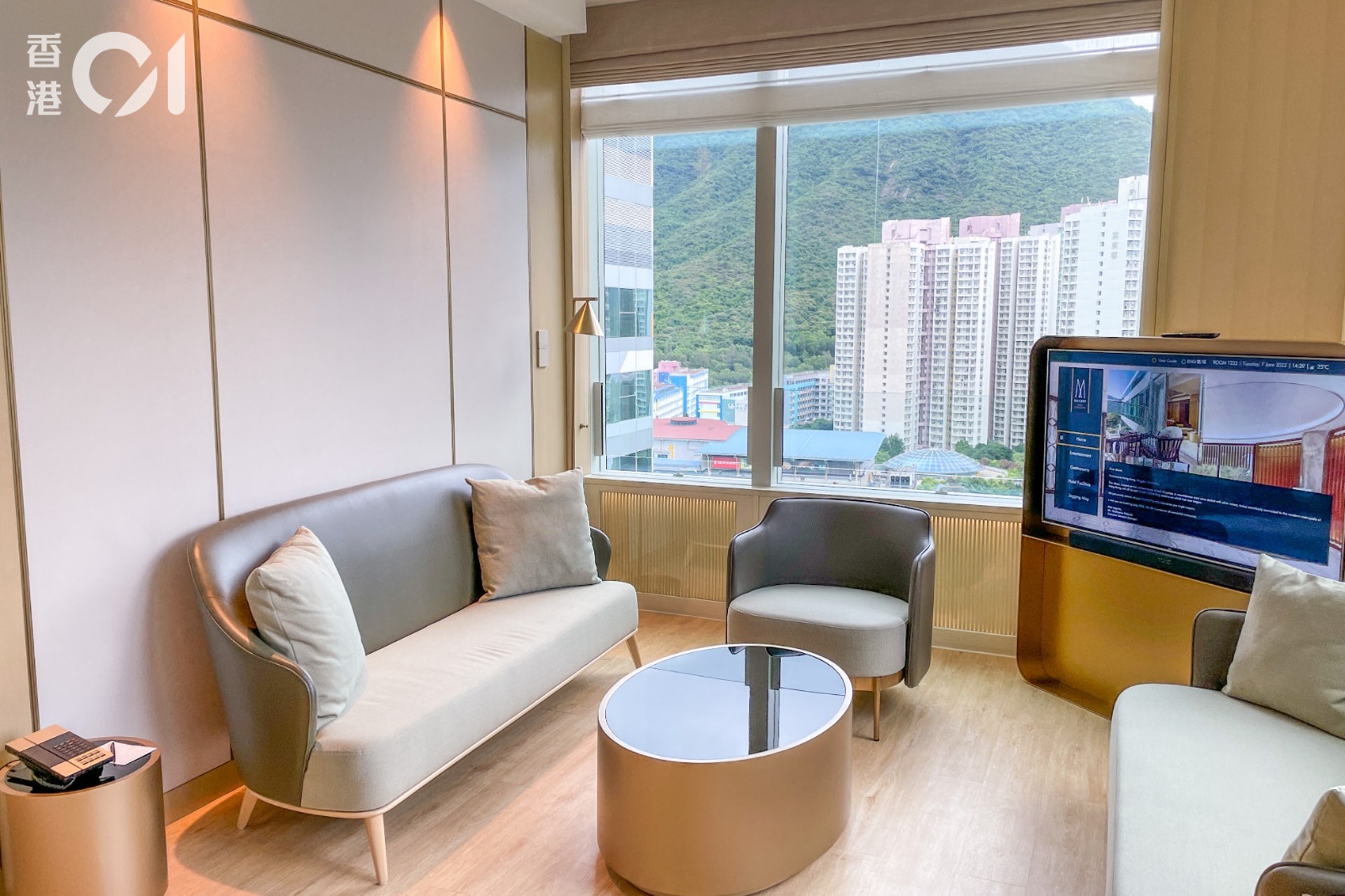 The Silveri new hotel in Tung Chung opens! Direct view suite private terrace/pool/infinity view 17 WDH21kXXXlSP6YXad4Sft0SjiFRz248PQEqv4nVKr I?v=w1920
