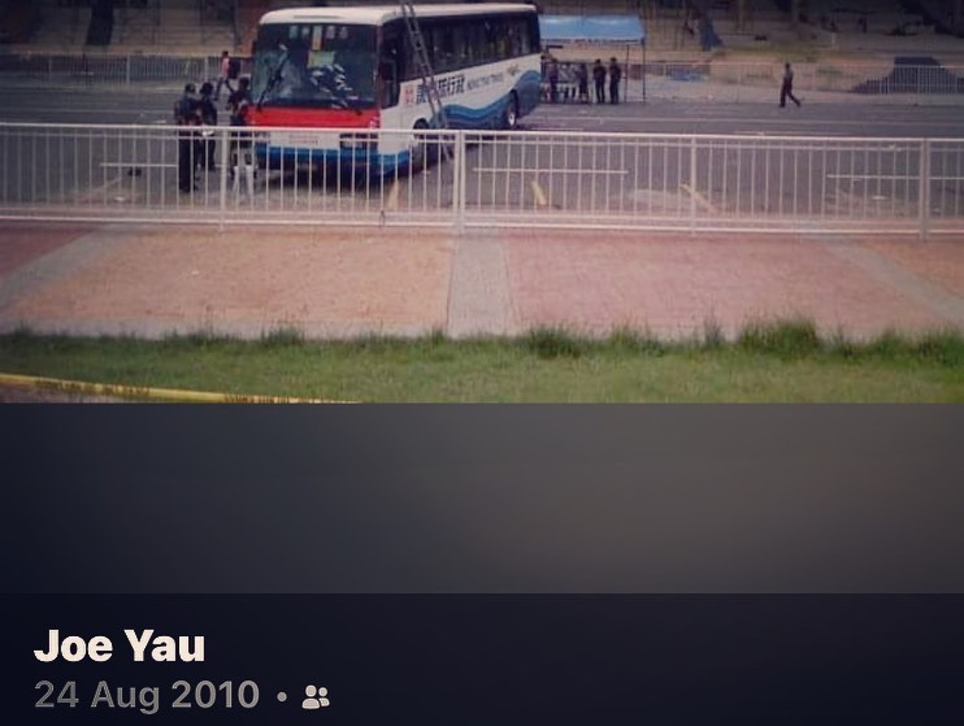 「一蚊Joe」當年採訪馬尼拉人質事件時拍攝的照片。(Instagram/@Master Joe 游莨維) 「一蚊Joe」當年採訪馬尼拉人質事件時拍攝的照片。(Instagram/@Master Joe 游莨維)